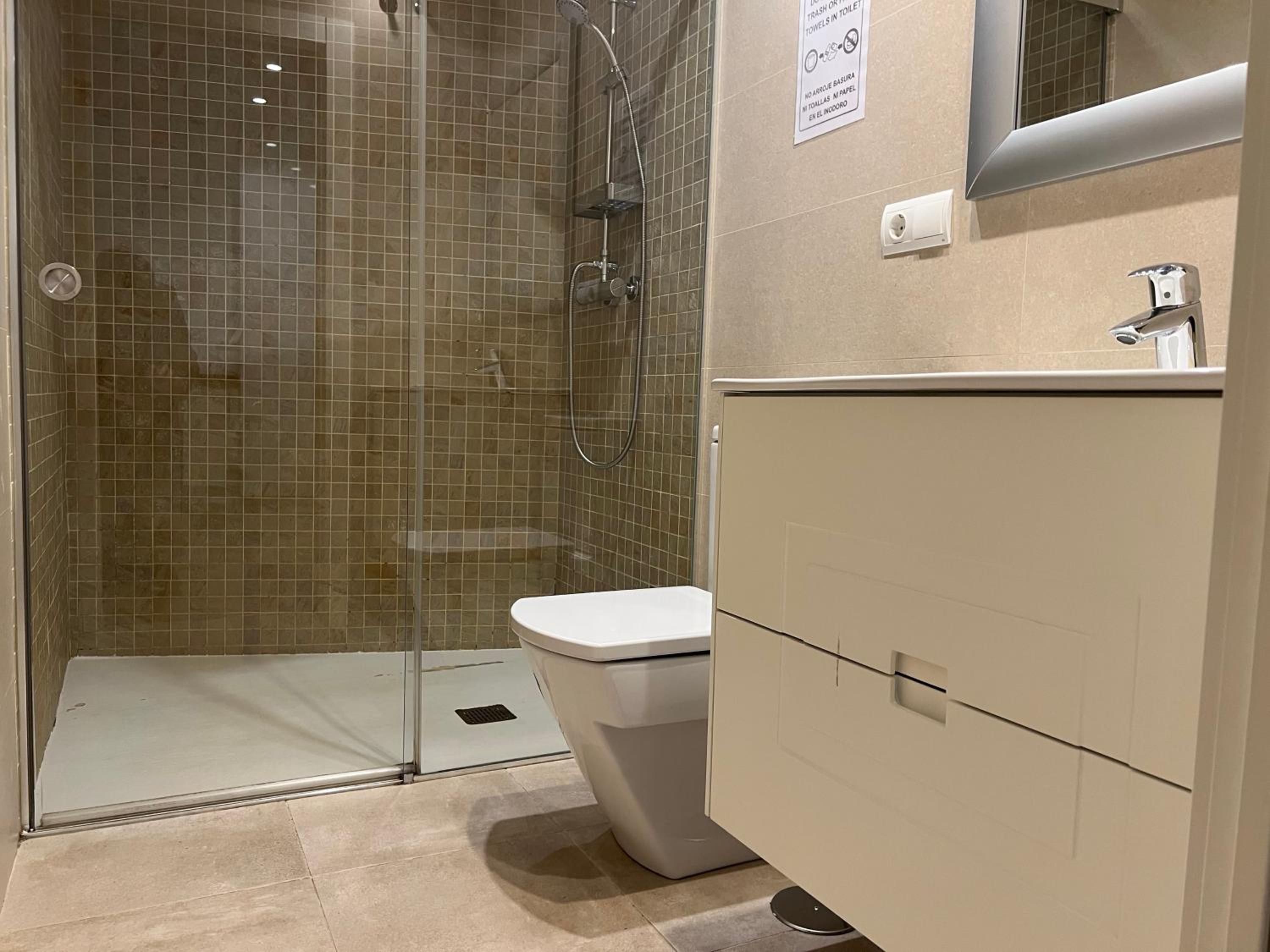 Souviron de Torres by Caleta Homes