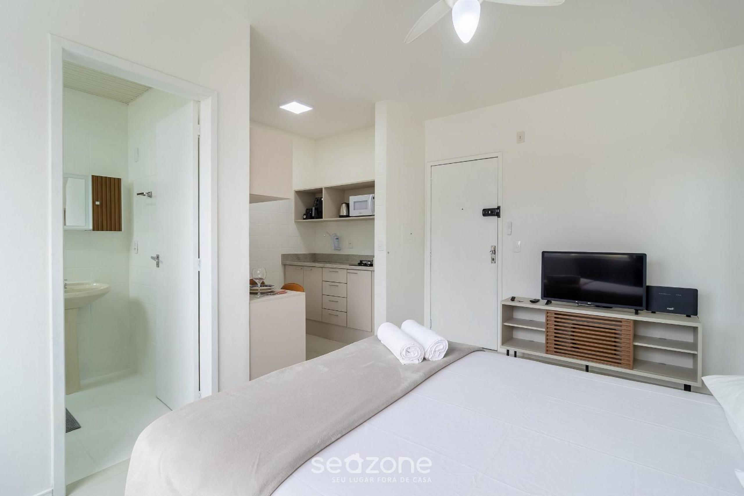 Comfortable Studio in Downtown Floripa EVA0506
