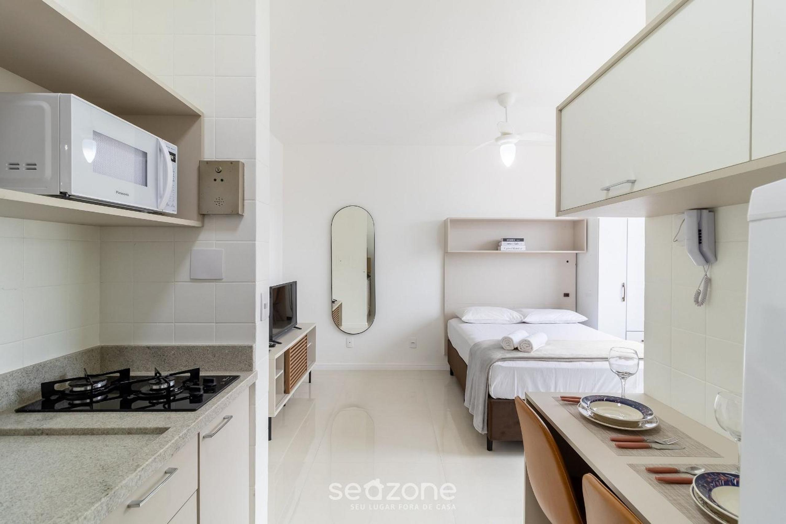 Comfortable Studio in Downtown Floripa EVA0506