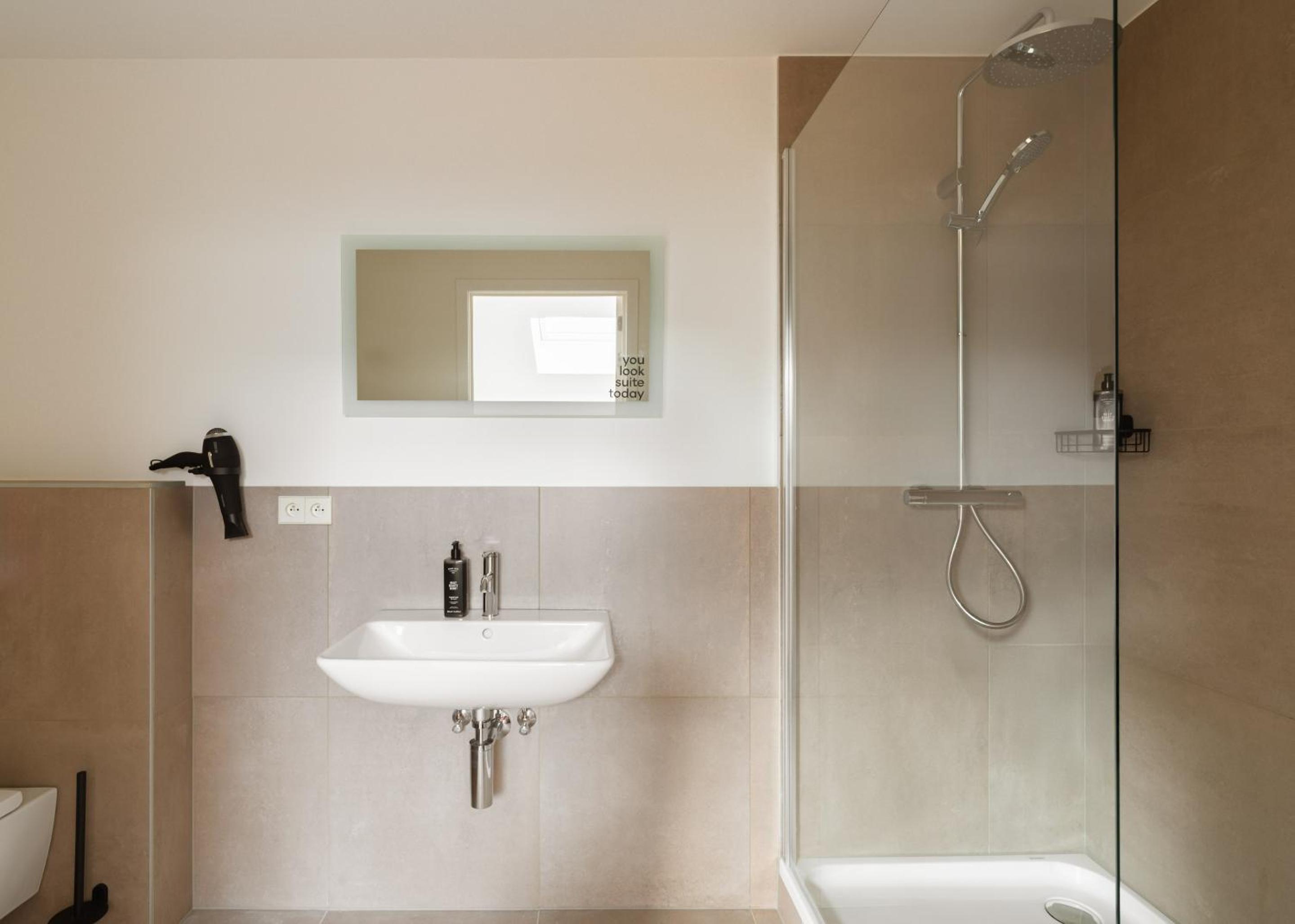 Limehome Kortrijk Gentsestraat