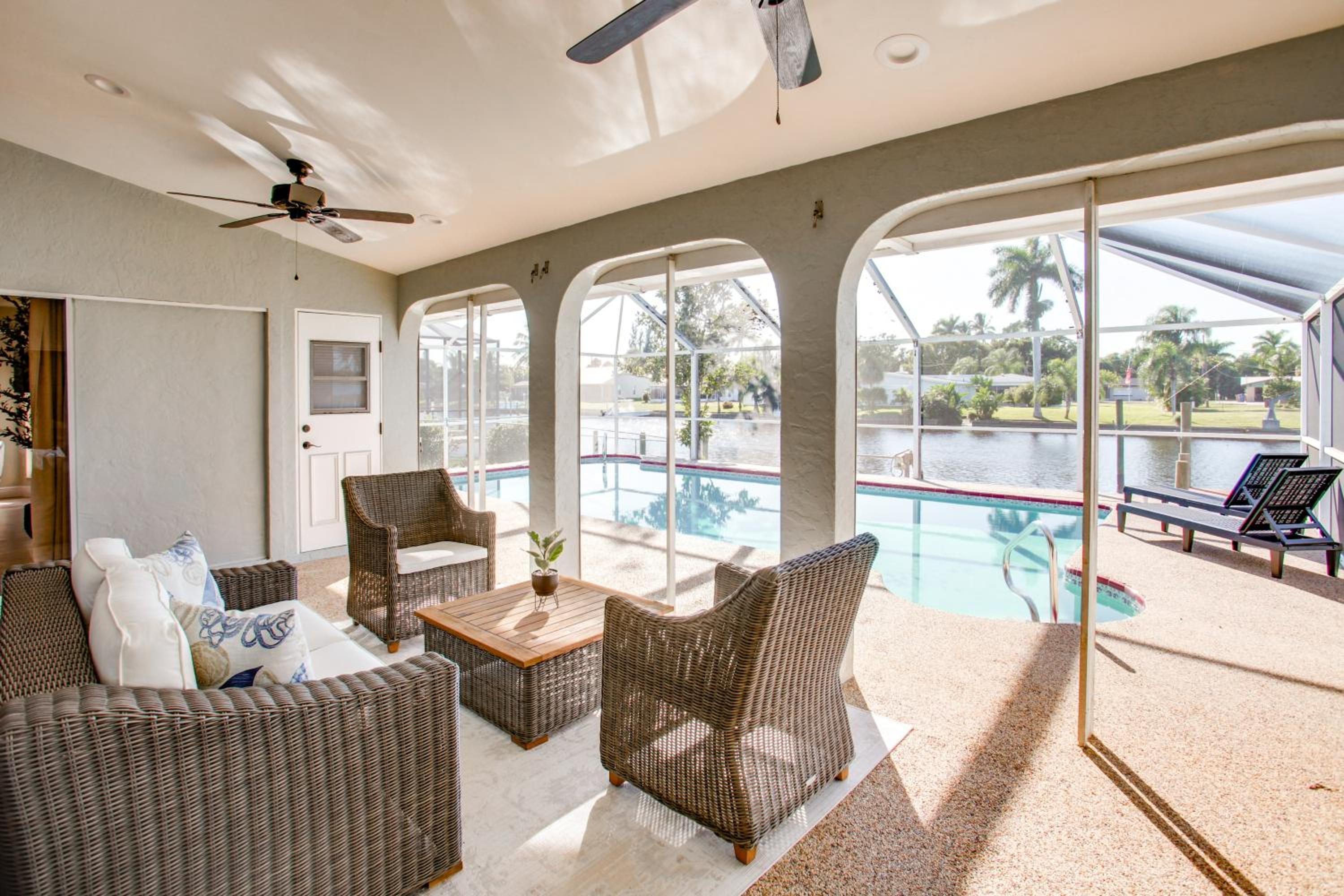Lanai Lounging and Dockside Fun Fort Myers Escape