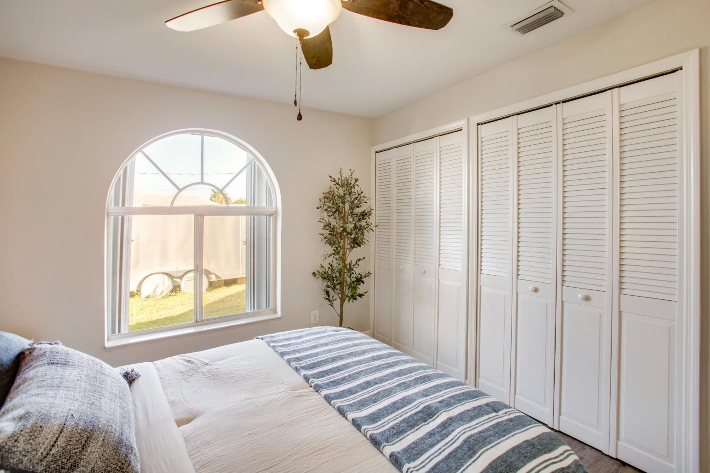 Lanai Lounging and Dockside Fun Fort Myers Escape