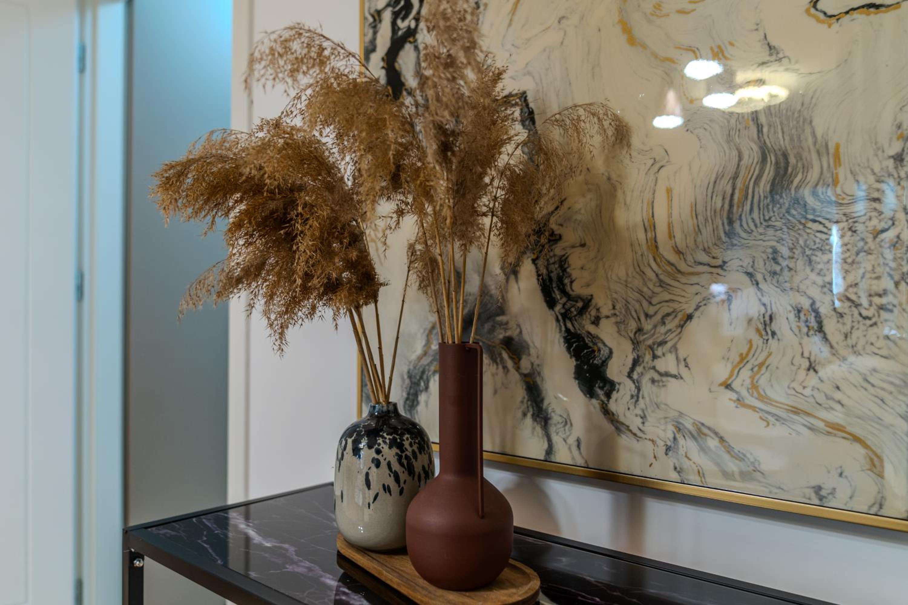 Warm-Toned Studio by Blvd 47B5 - Free Parking