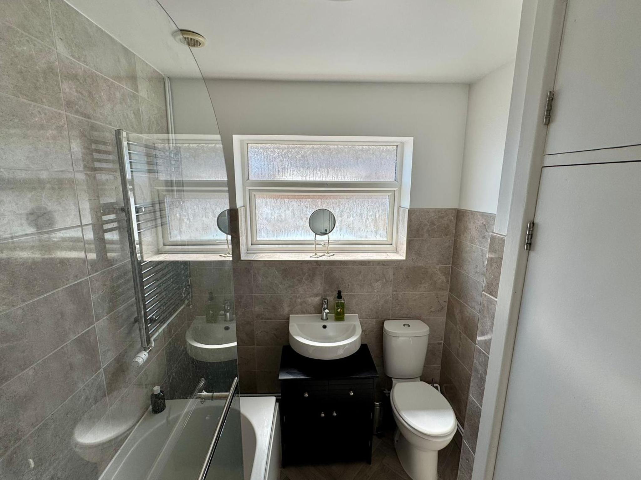 4 Bedroom House in Saltdean, Brighton