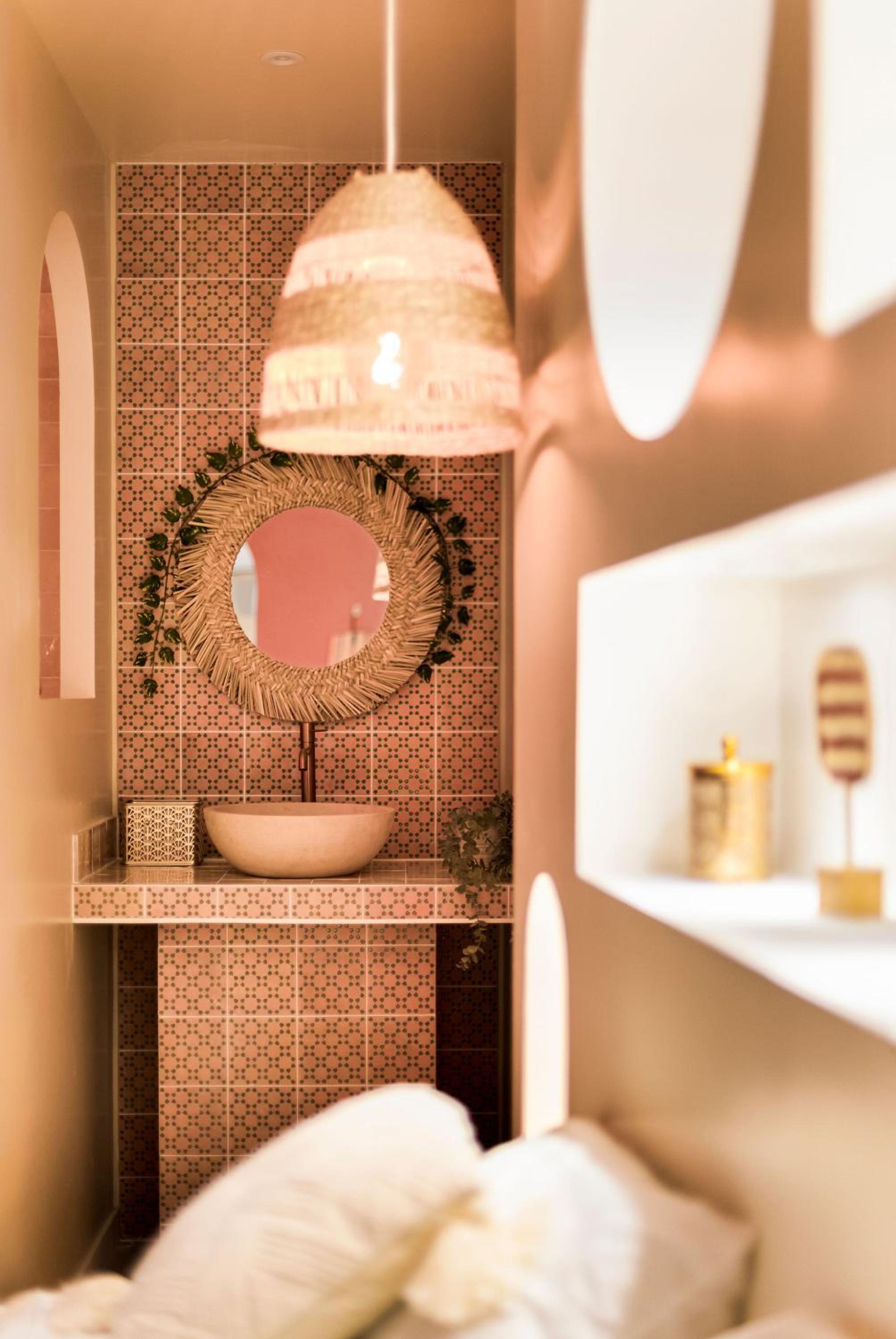 Suite Marrakech avec balnéo privative Love Room romantique proche Toulouse