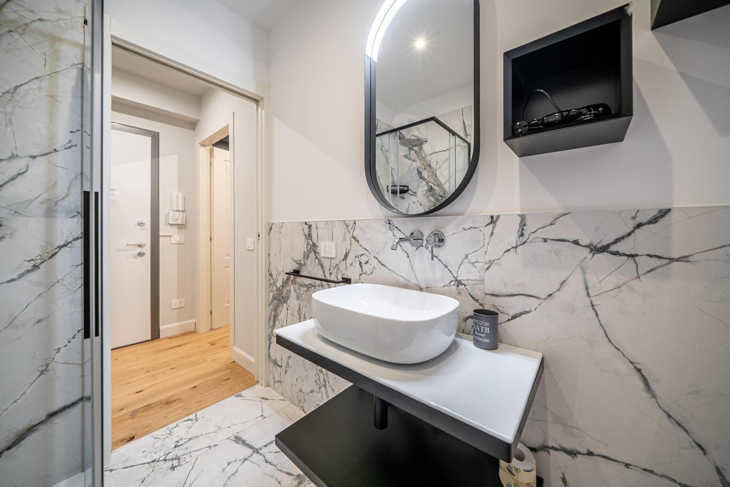 Casa Giulia dietro Porta Borsari