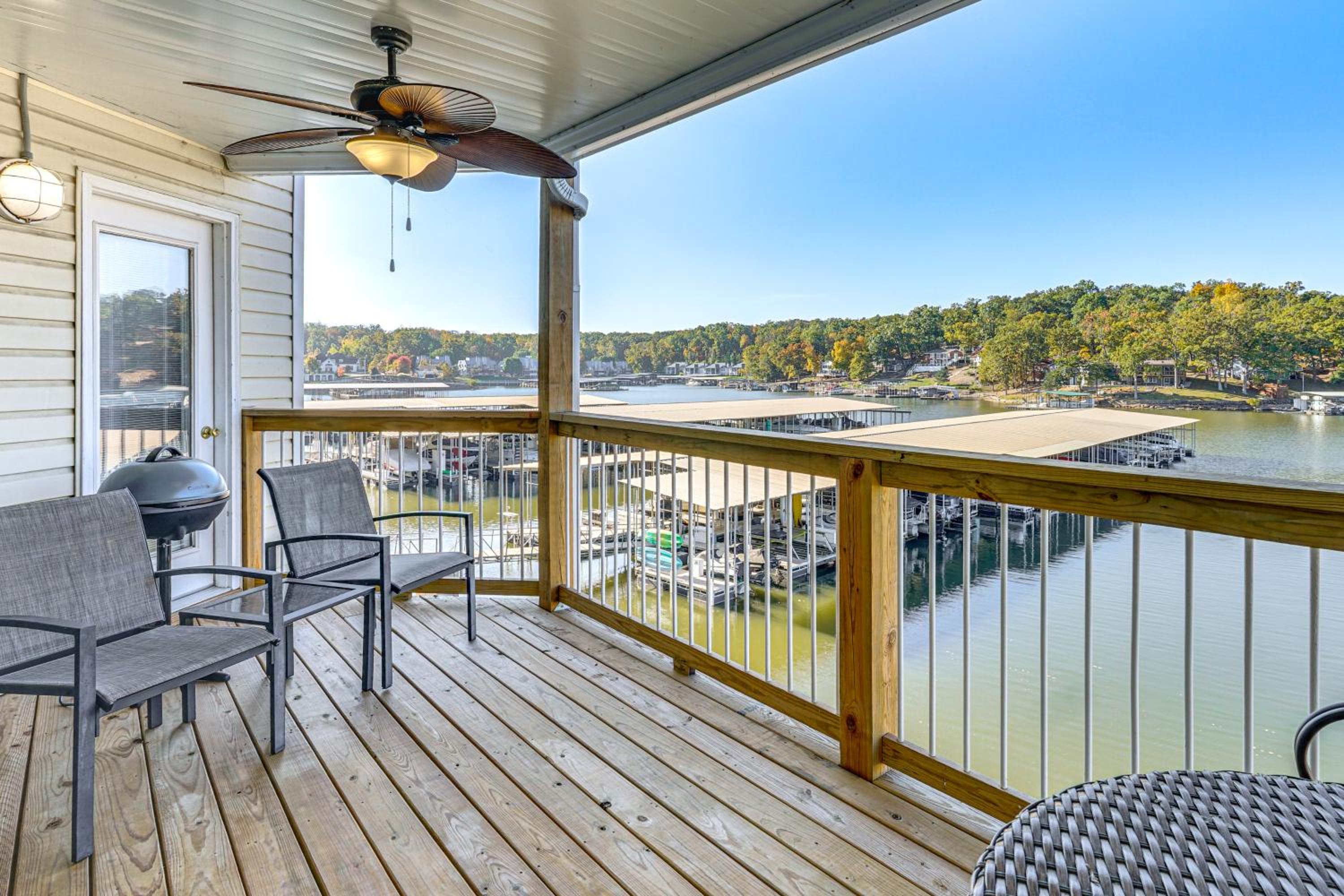 Pool Access, Steps to Beach Scenic Ozarks Retreat