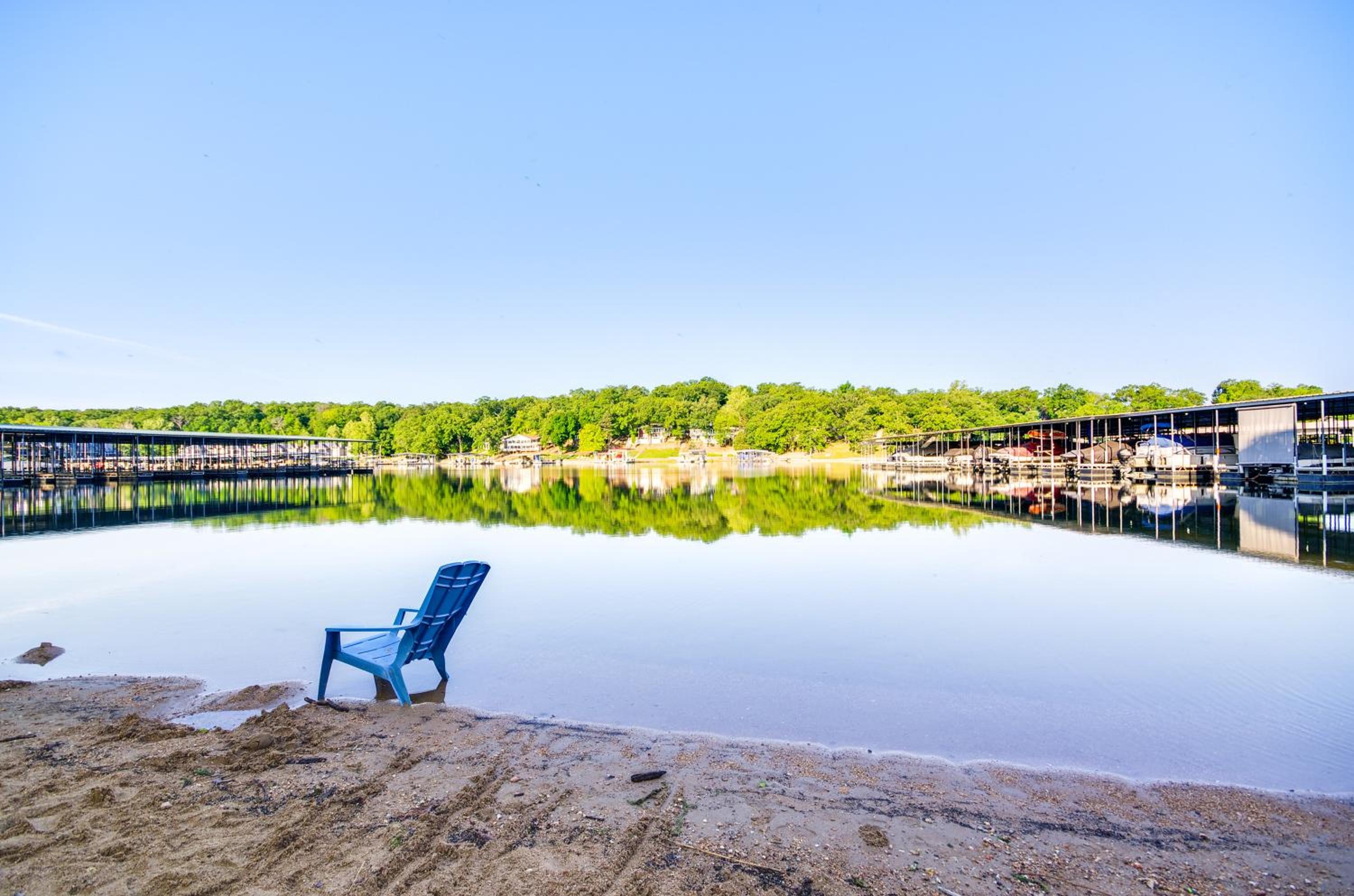 Pool Access, Steps to Beach Scenic Ozarks Retreat