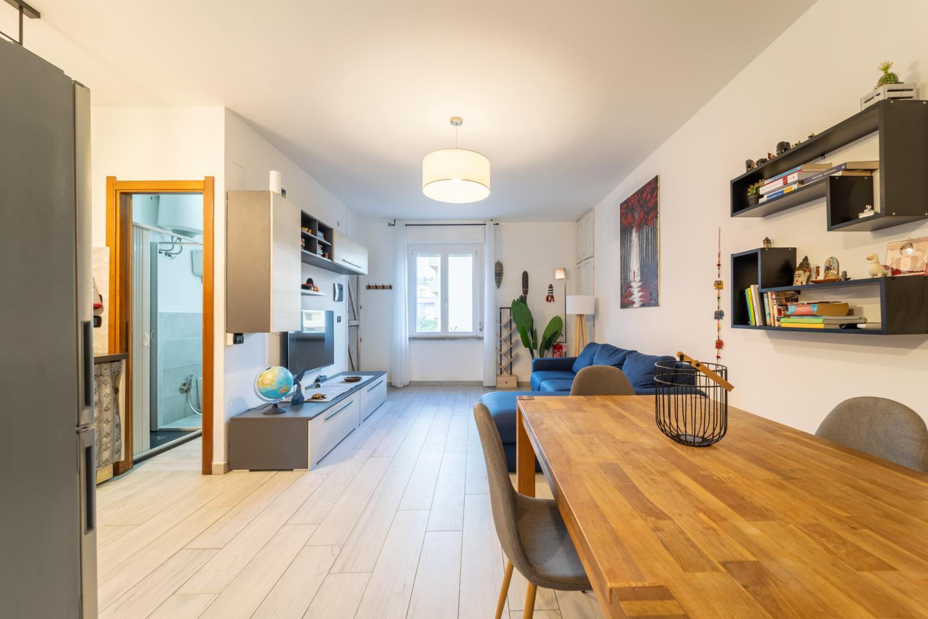 Sanuk House