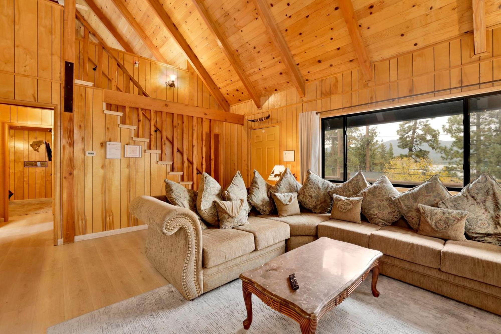 Lakeview Pines Log Cabin #2585