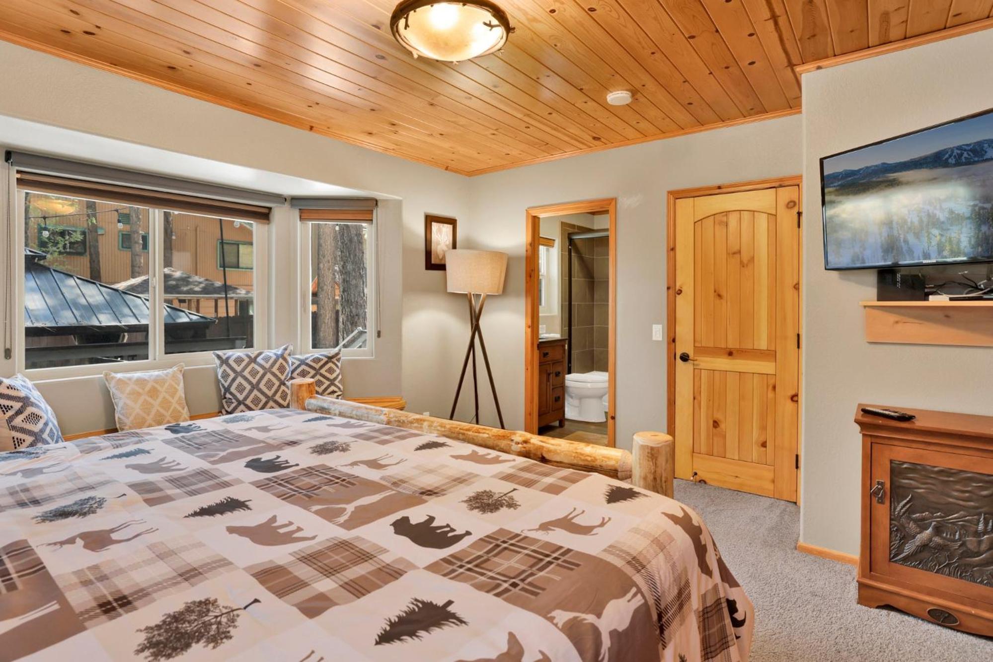 Golden West Cottage #2581