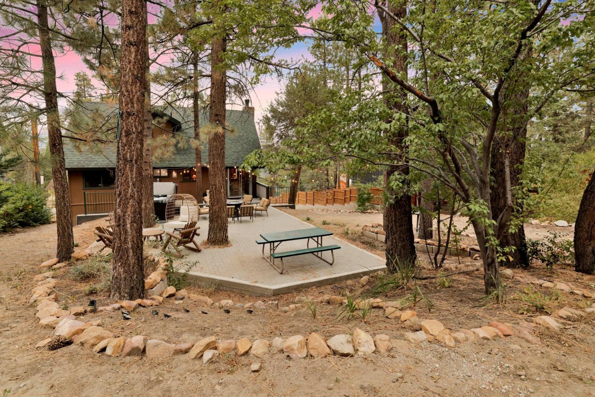 Lakeview Pines Log Cabin #2585