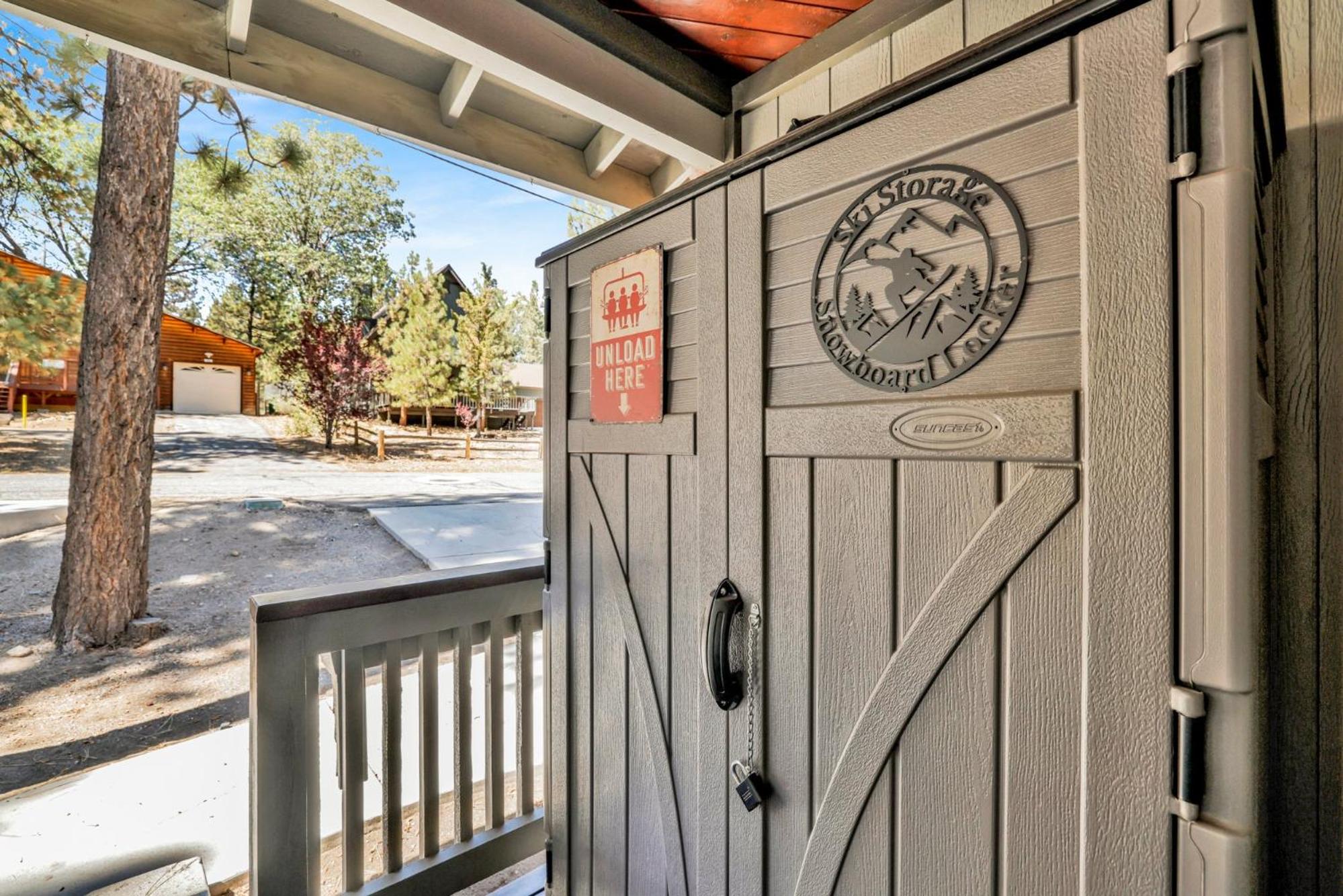 Golden West Cottage #2581