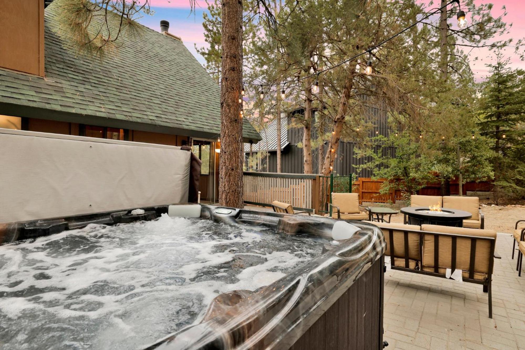 Lakeview Pines Log Cabin #2585