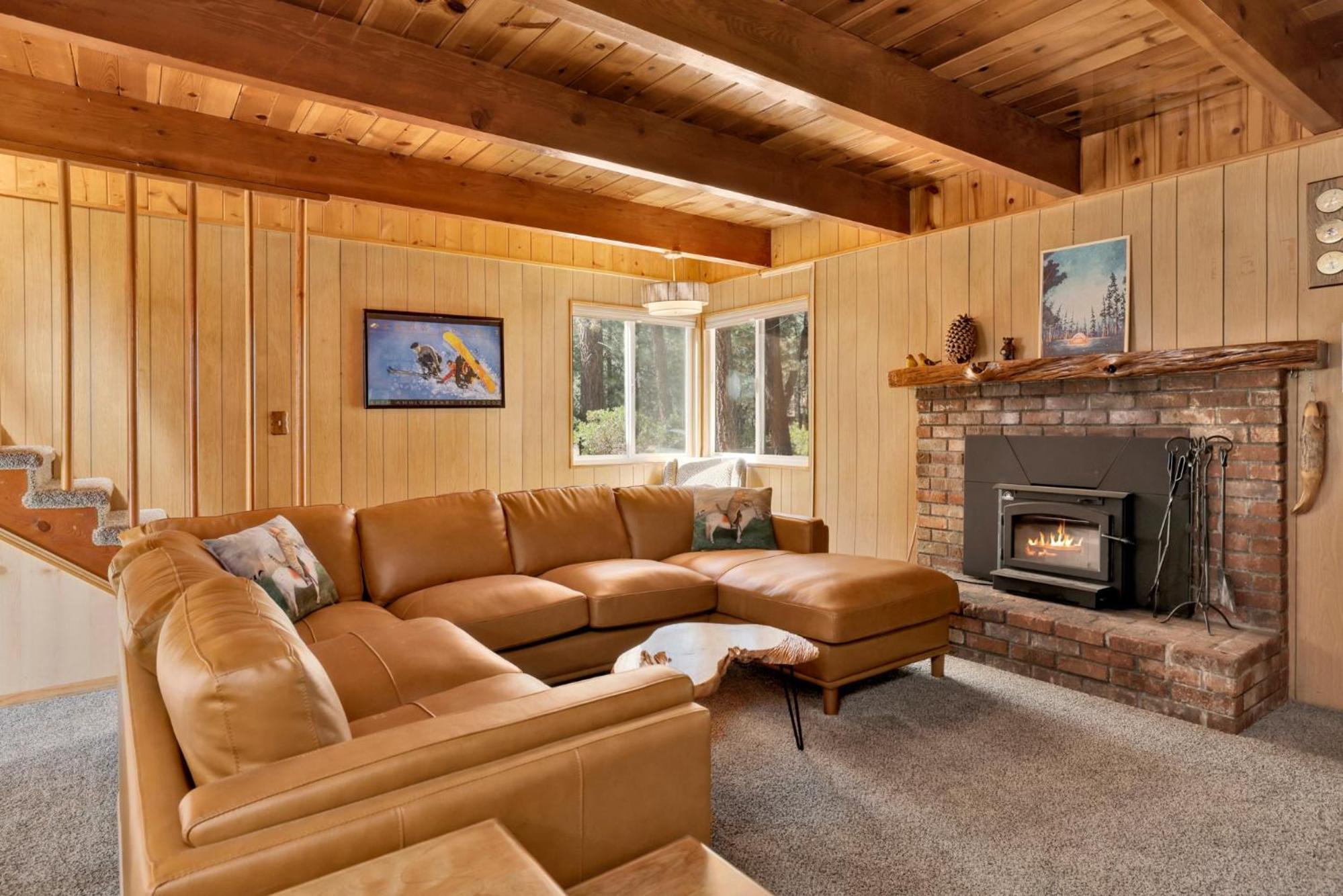 Slope Side Getaway #2526