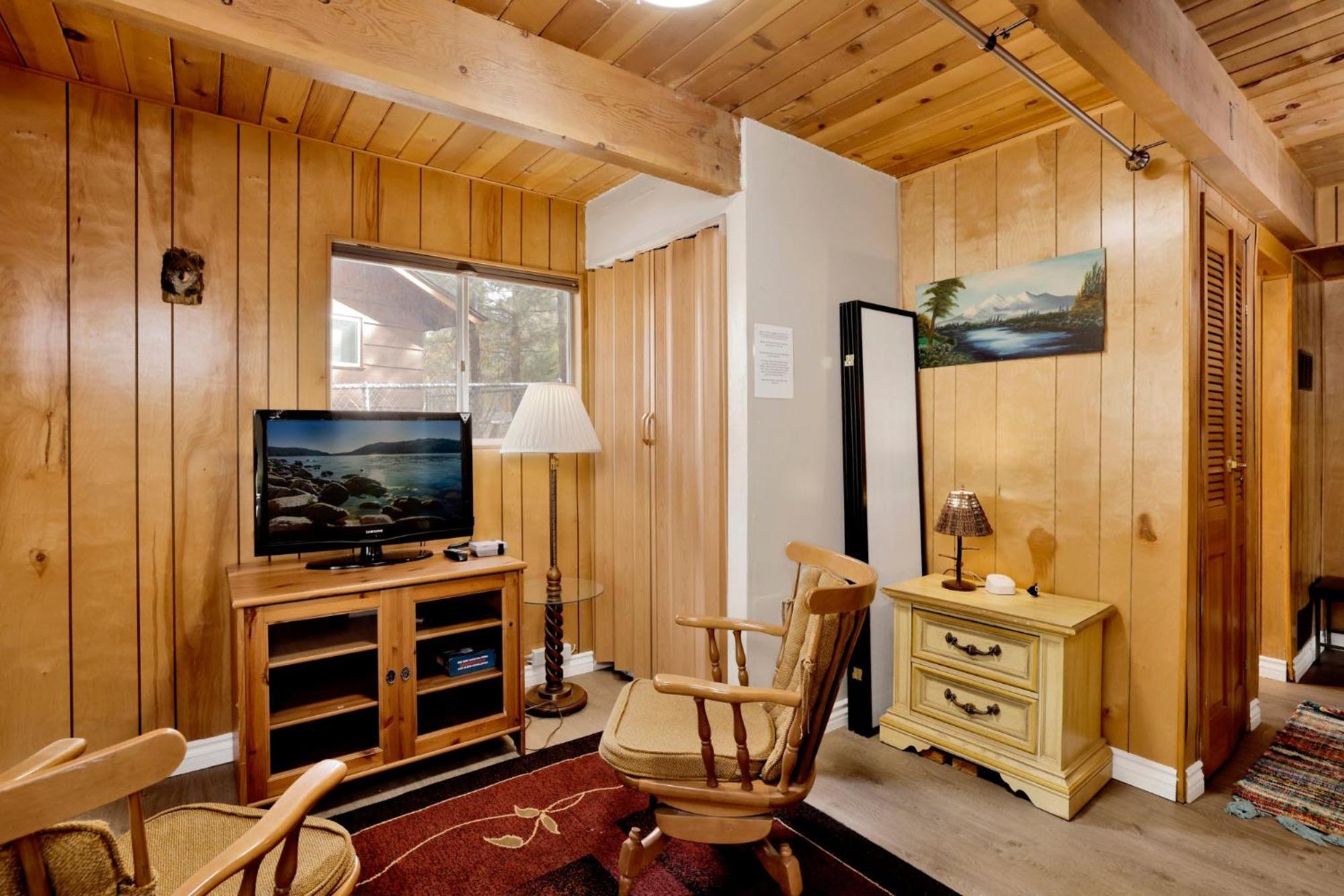 Sweet Cabin Home Gateway #2576