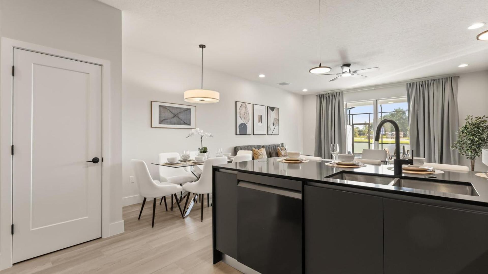 Stunning Townhome with Private Pool & Games Room