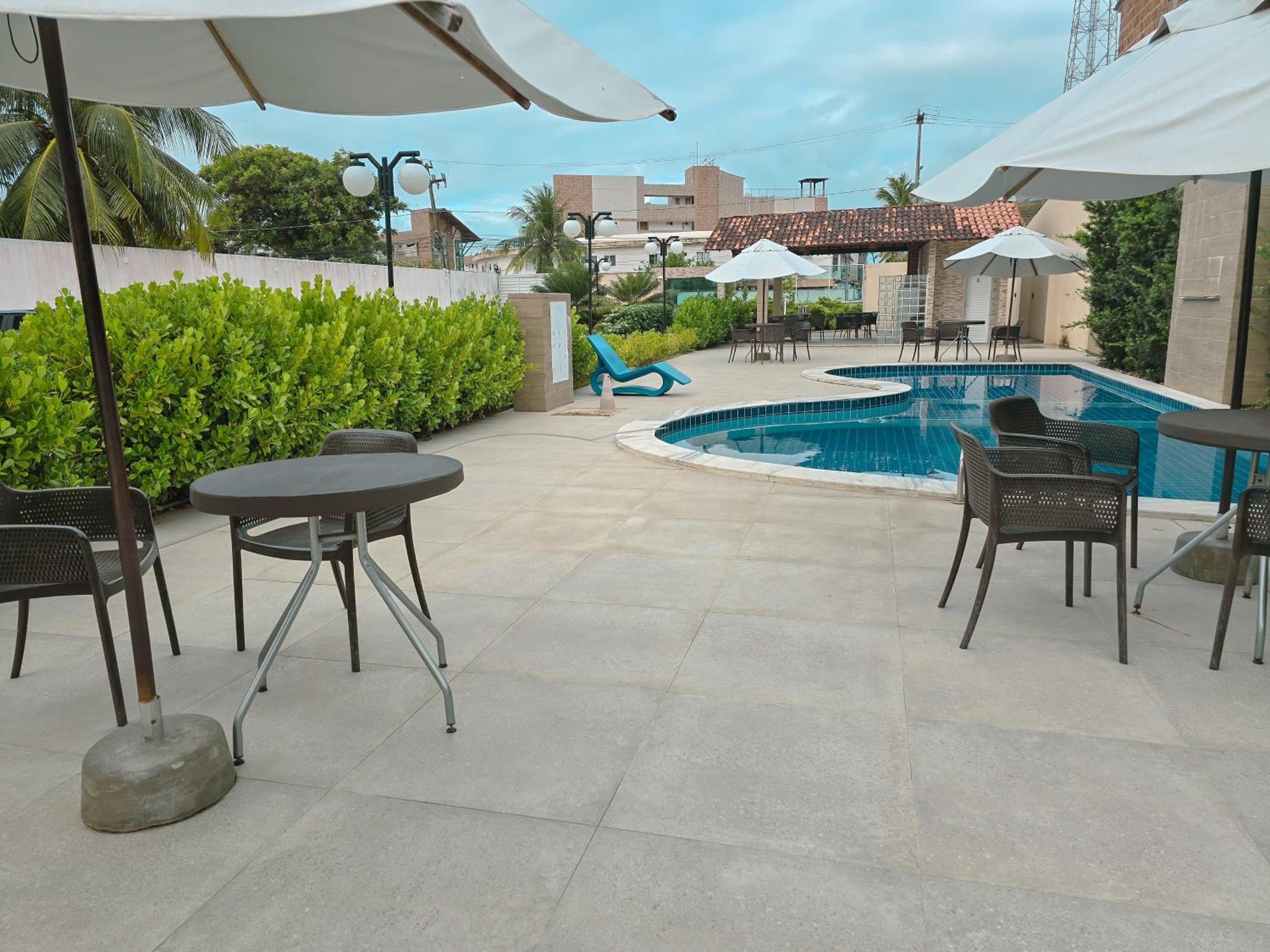 MKB405- Flat no Centro de Porto com Piscina a 150m da Praia by Oasis Ferias