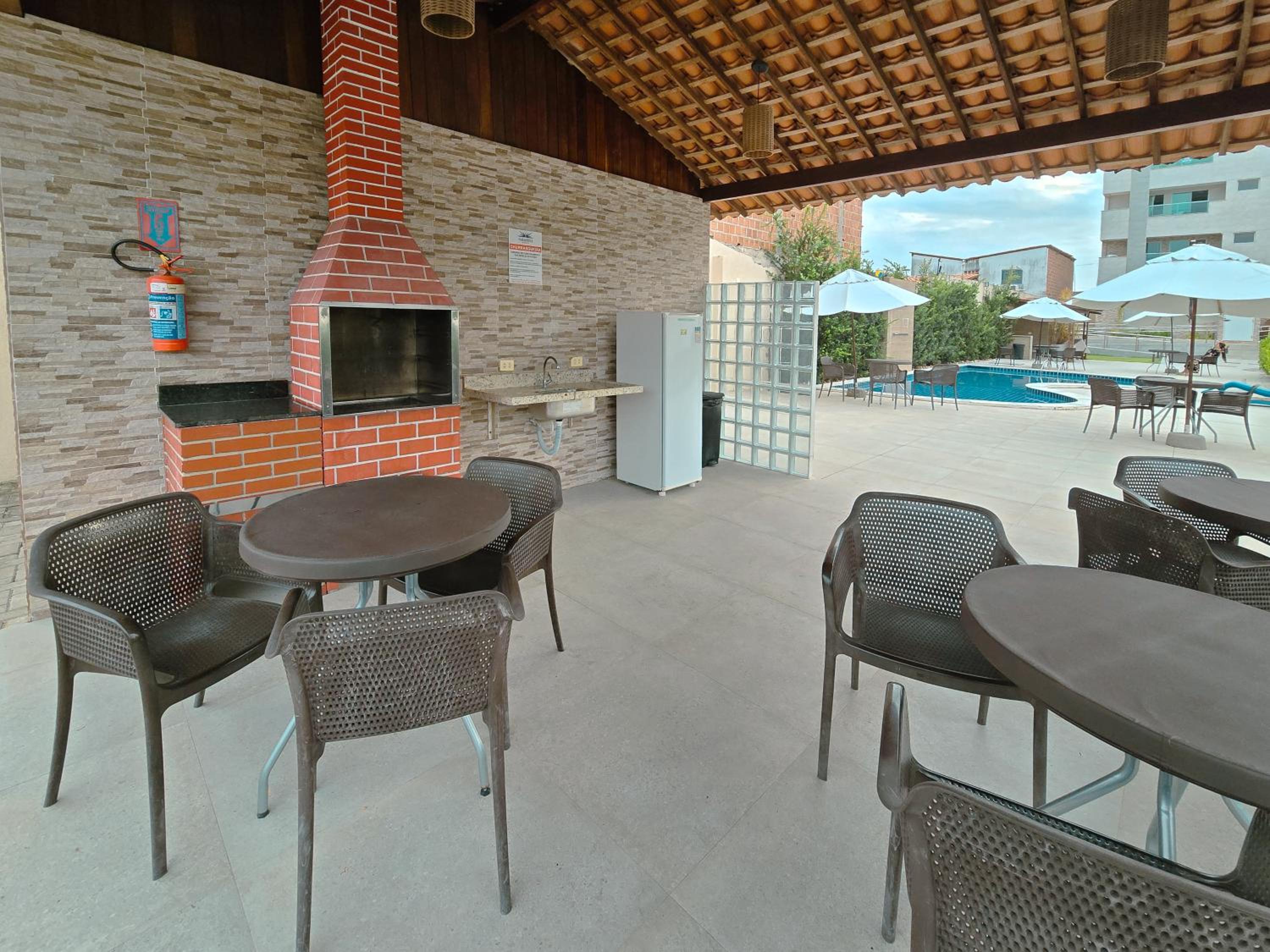 MKB405- Flat no Centro de Porto com Piscina a 150m da Praia by Oasis Ferias