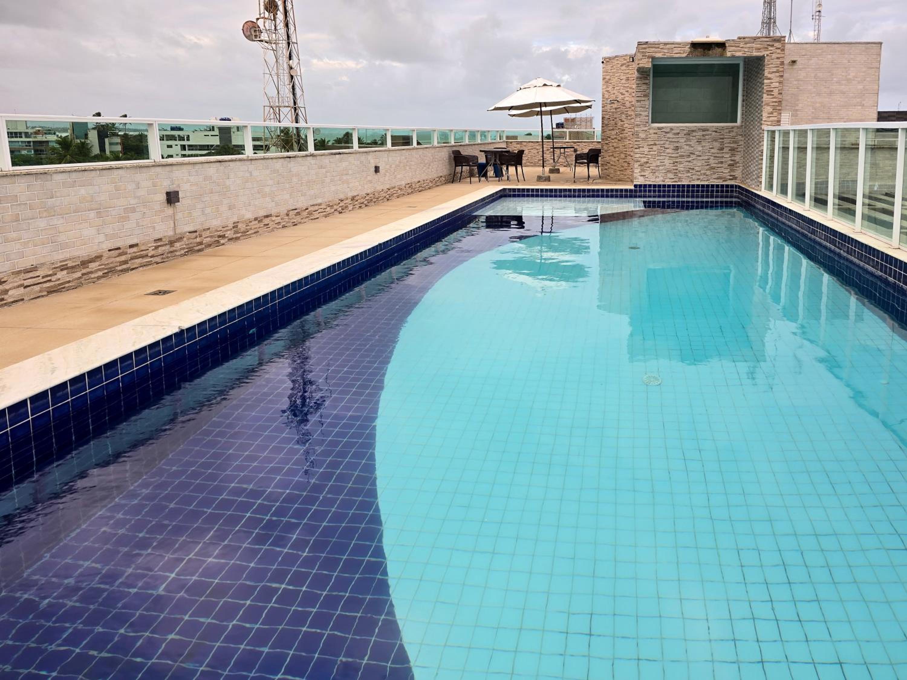 MKB405- Flat no Centro de Porto com Piscina a 150m da Praia by Oasis Ferias