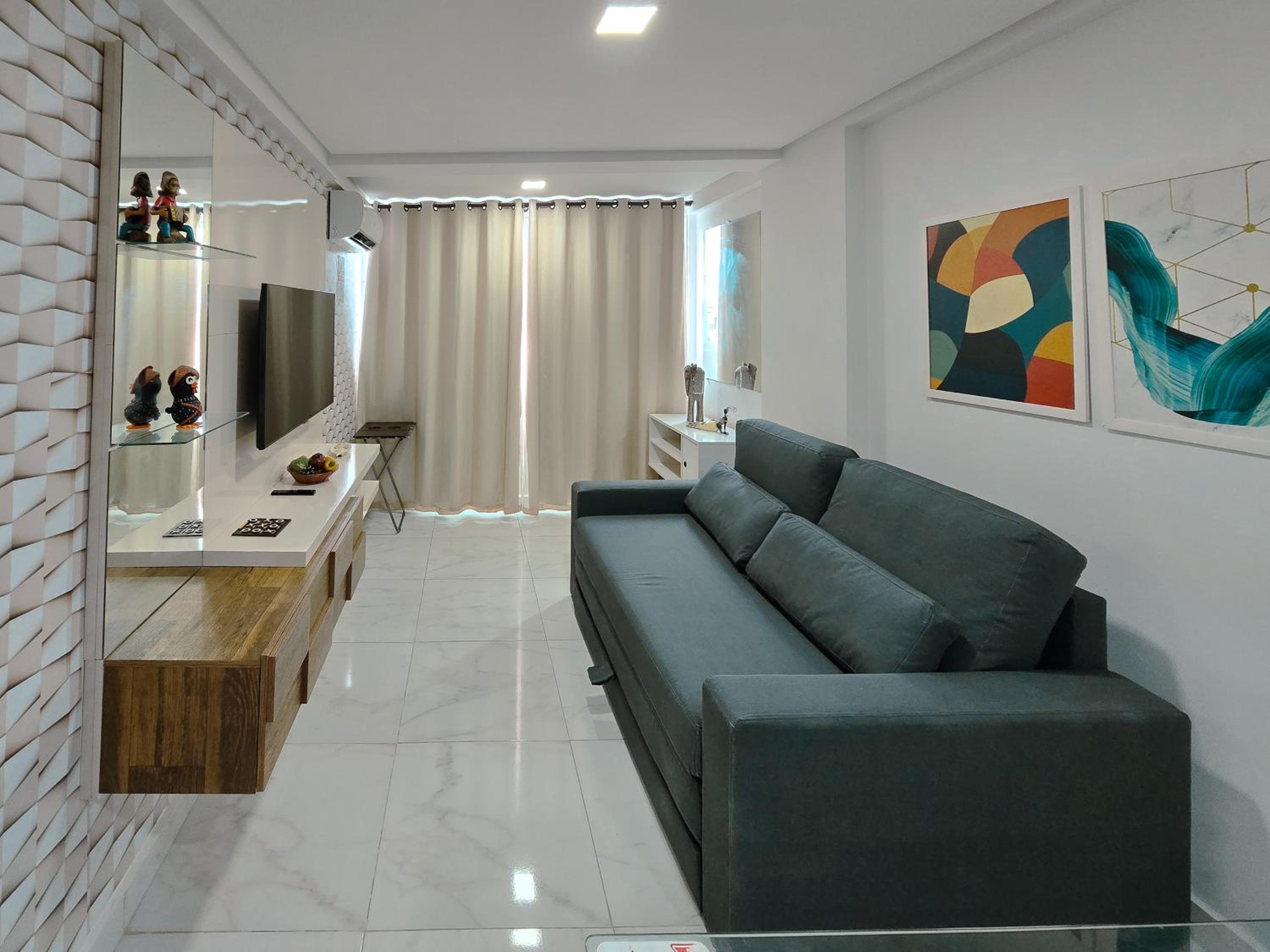 MKB405- Flat no Centro de Porto com Piscina a 150m da Praia by Oasis Ferias