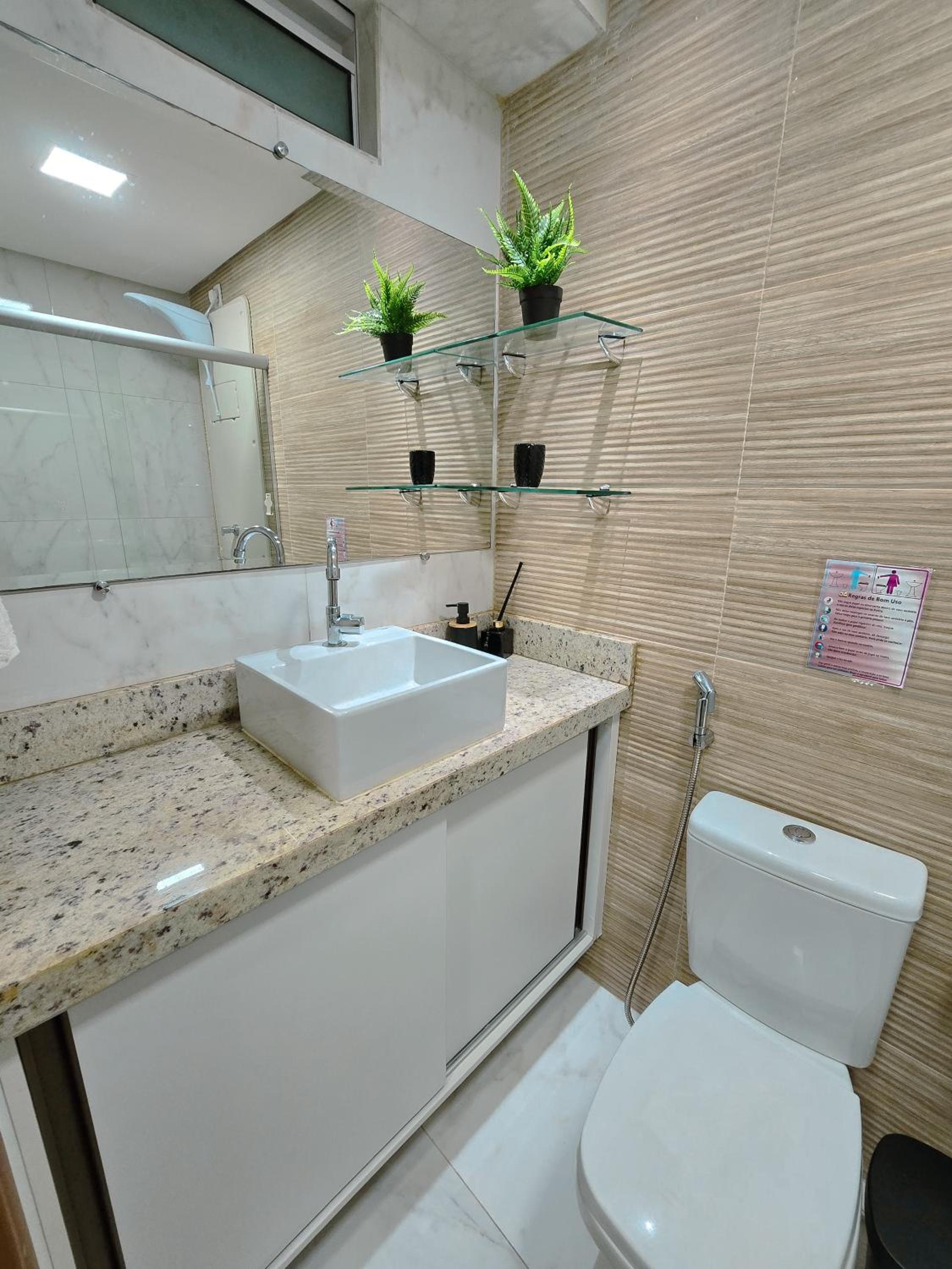 MKB405- Flat no Centro de Porto com Piscina a 150m da Praia by Oasis Ferias