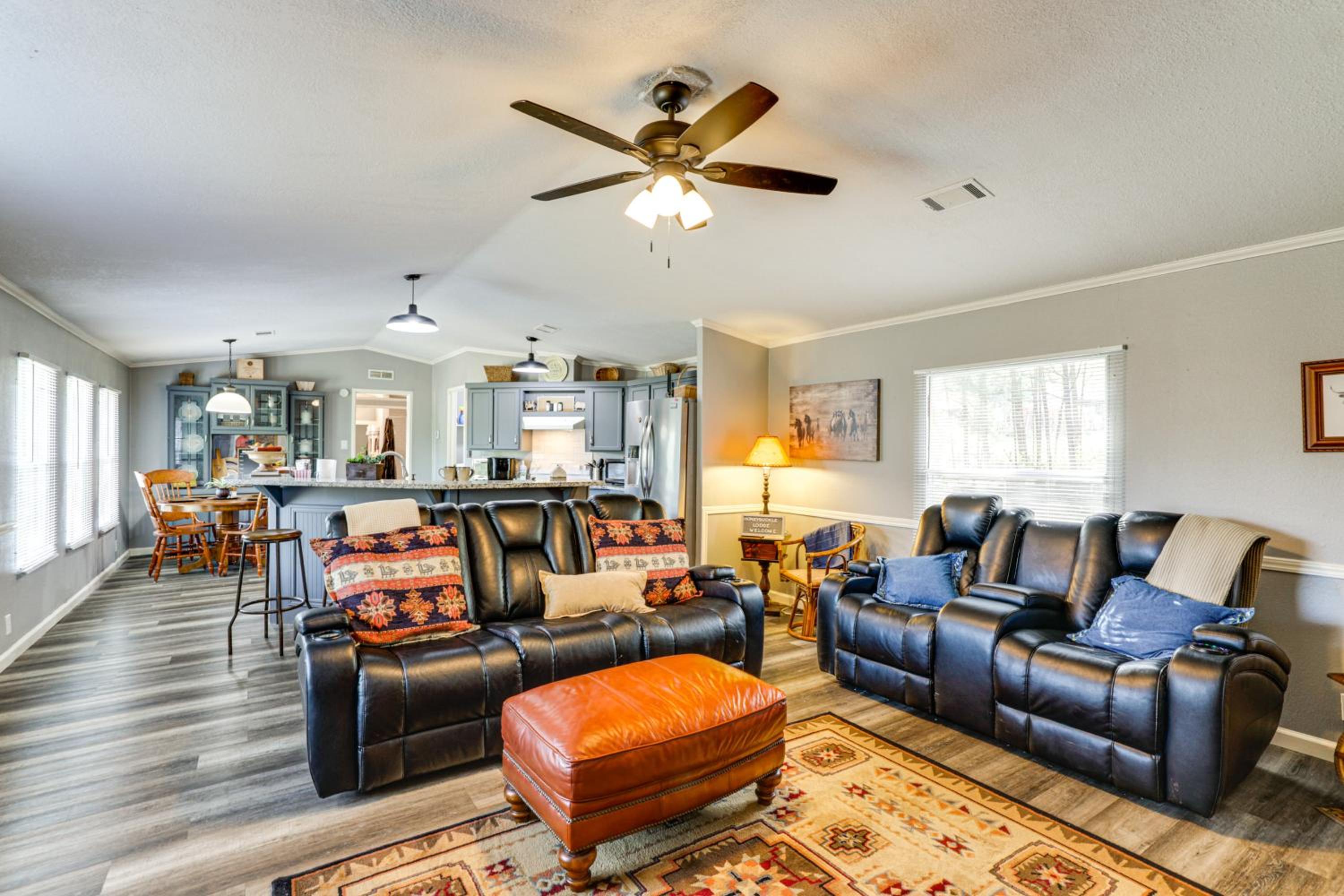Quiet Country Living! Retreat Near Dtwn Waxahachie