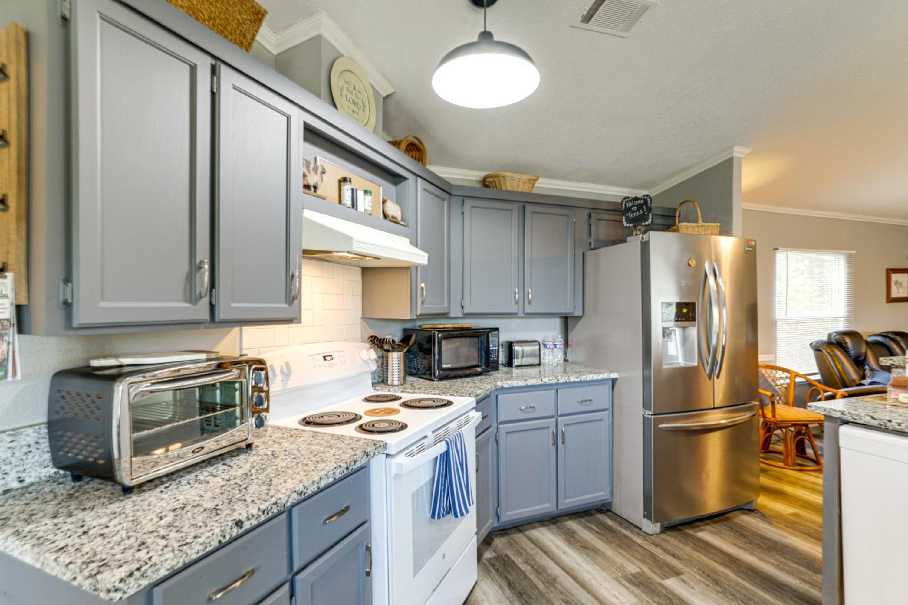 Quiet Country Living! Retreat Near Dtwn Waxahachie