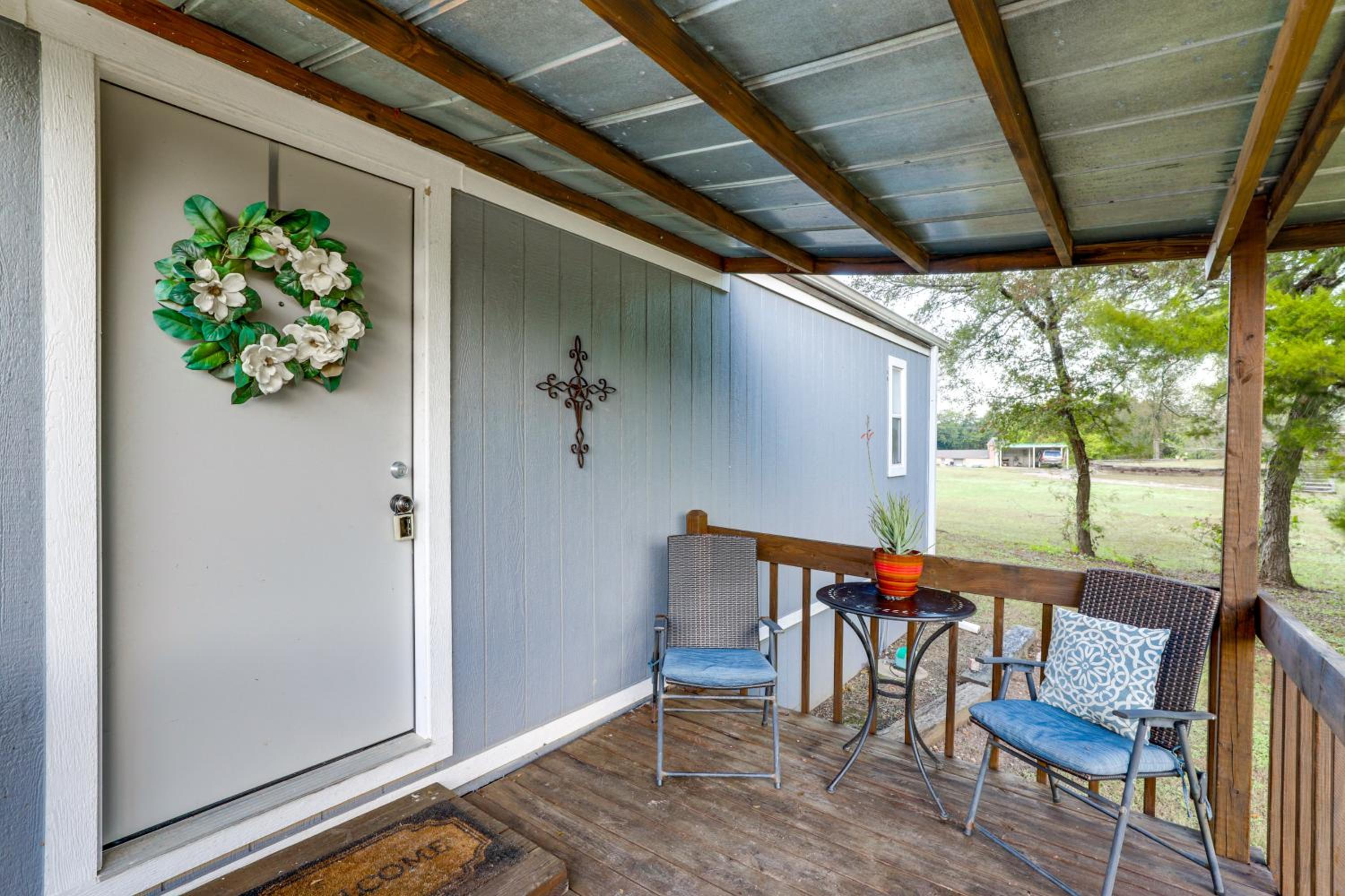 Quiet Country Living! Retreat Near Dtwn Waxahachie