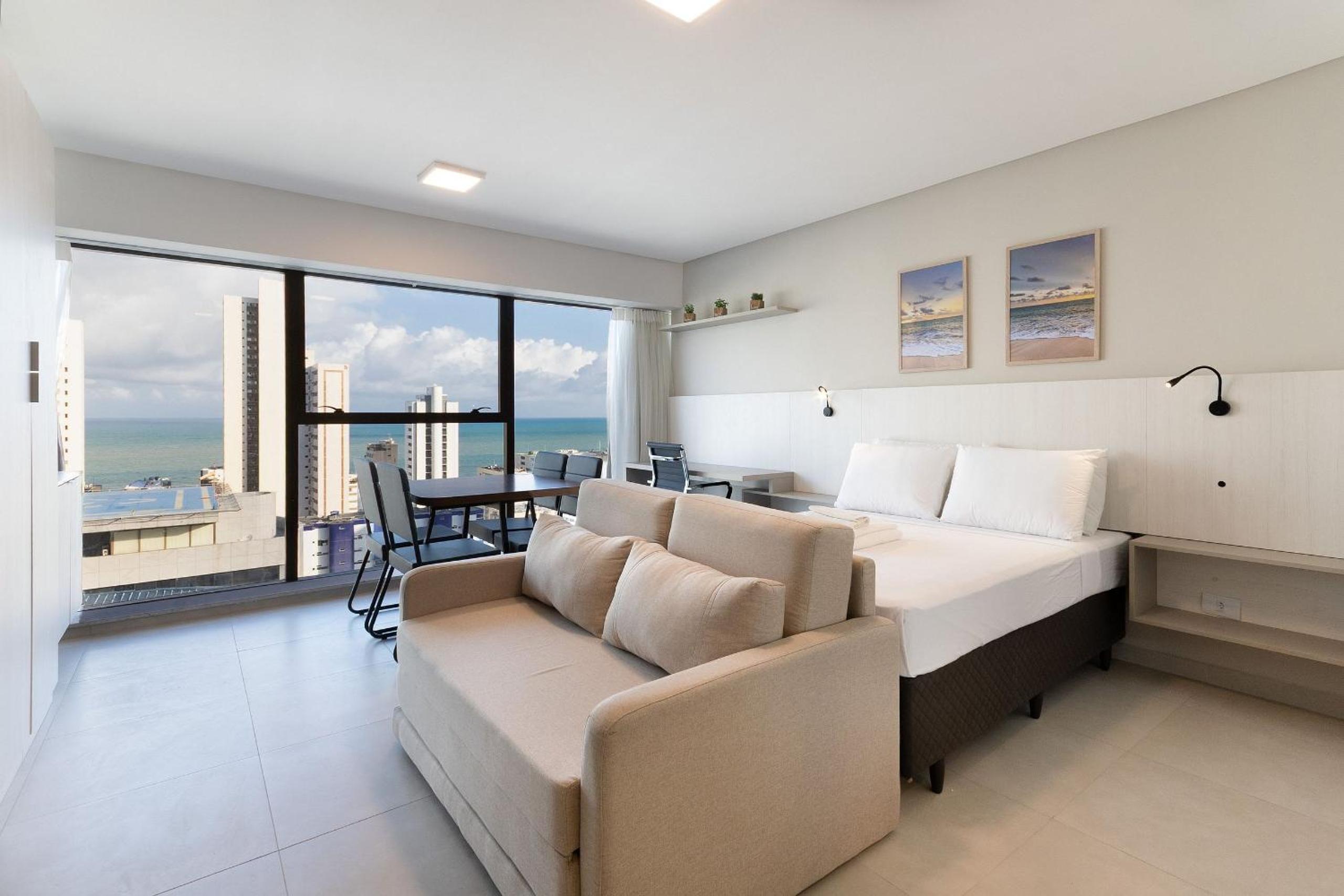 Icon Boa Viagem New 300m from Beach | By Carpediem