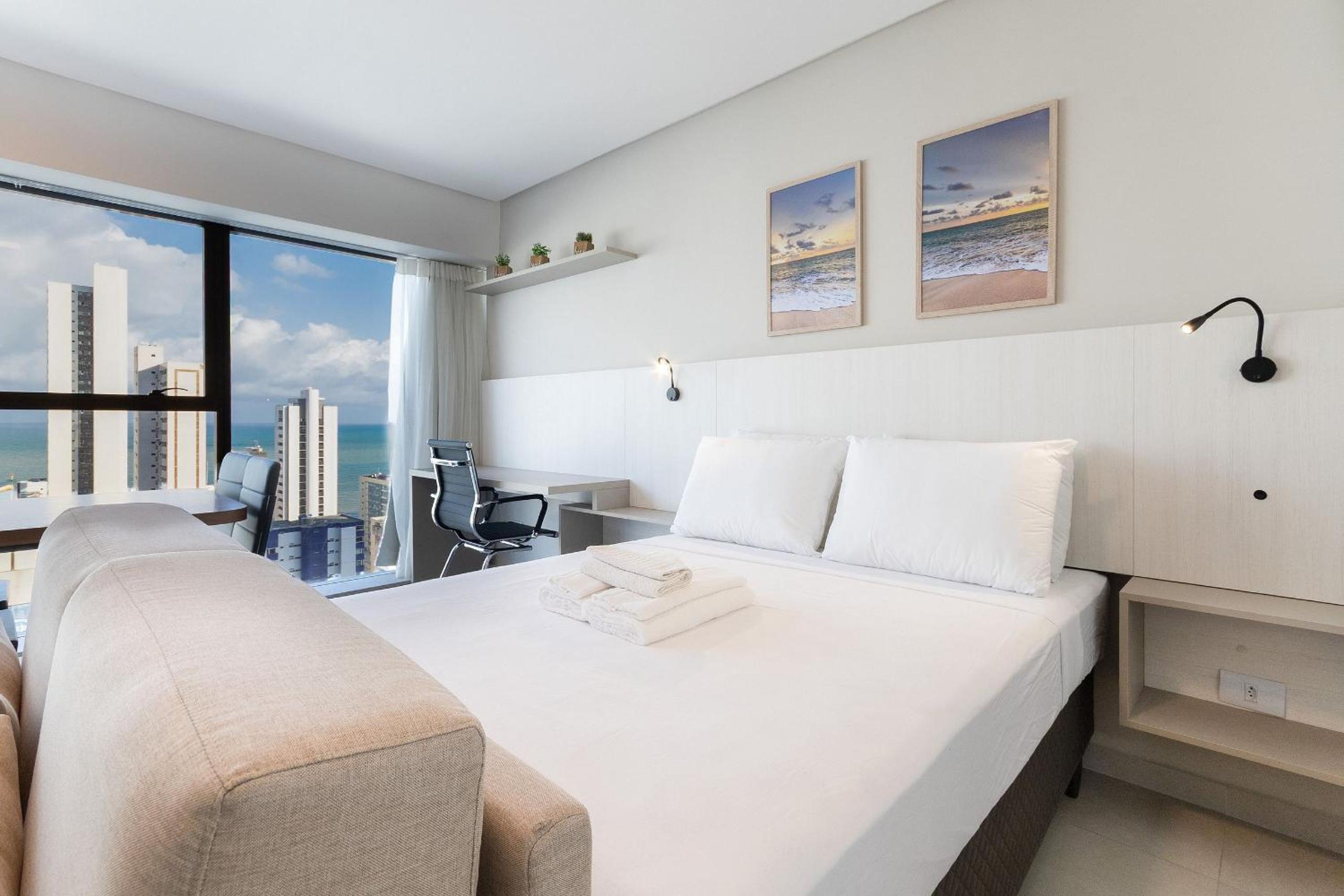 Icon Boa Viagem New 300m from Beach | By Carpediem