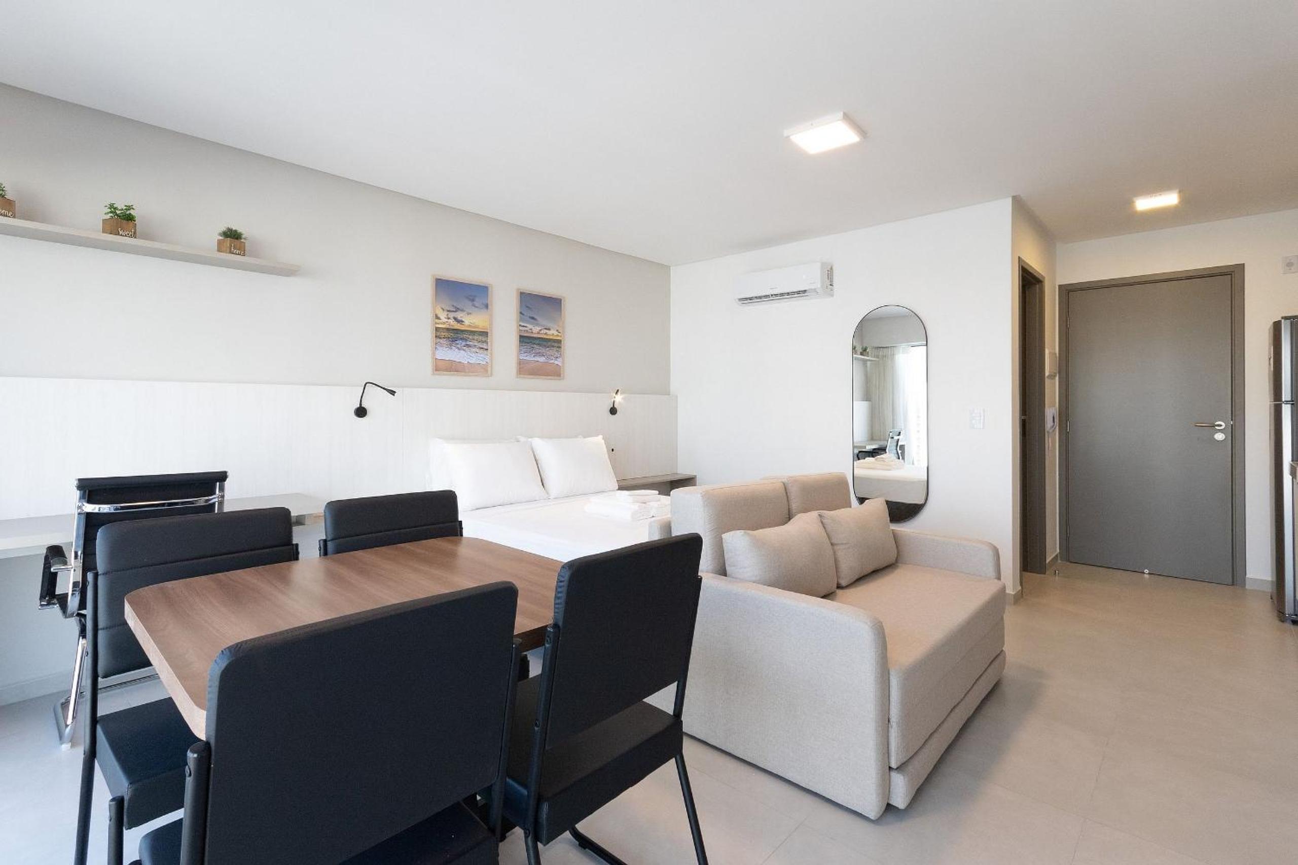 Icon Boa Viagem New 300m from Beach | By Carpediem