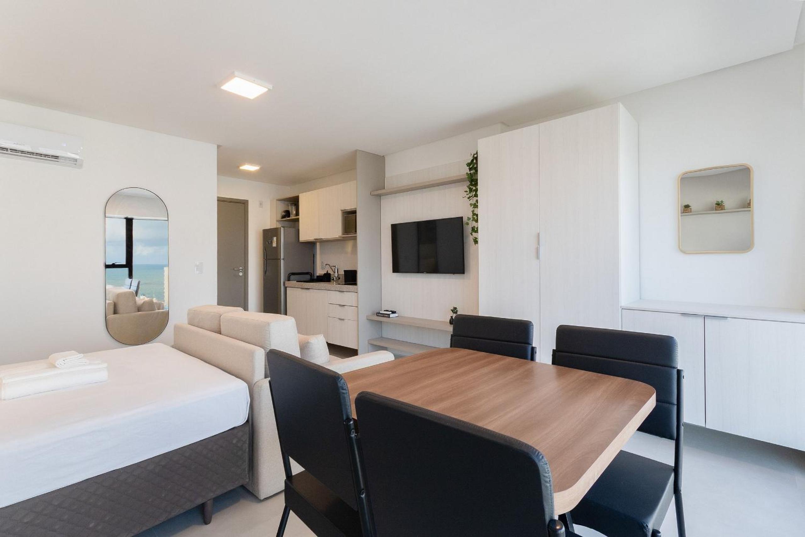 Icon Boa Viagem New 300m from Beach | By Carpediem