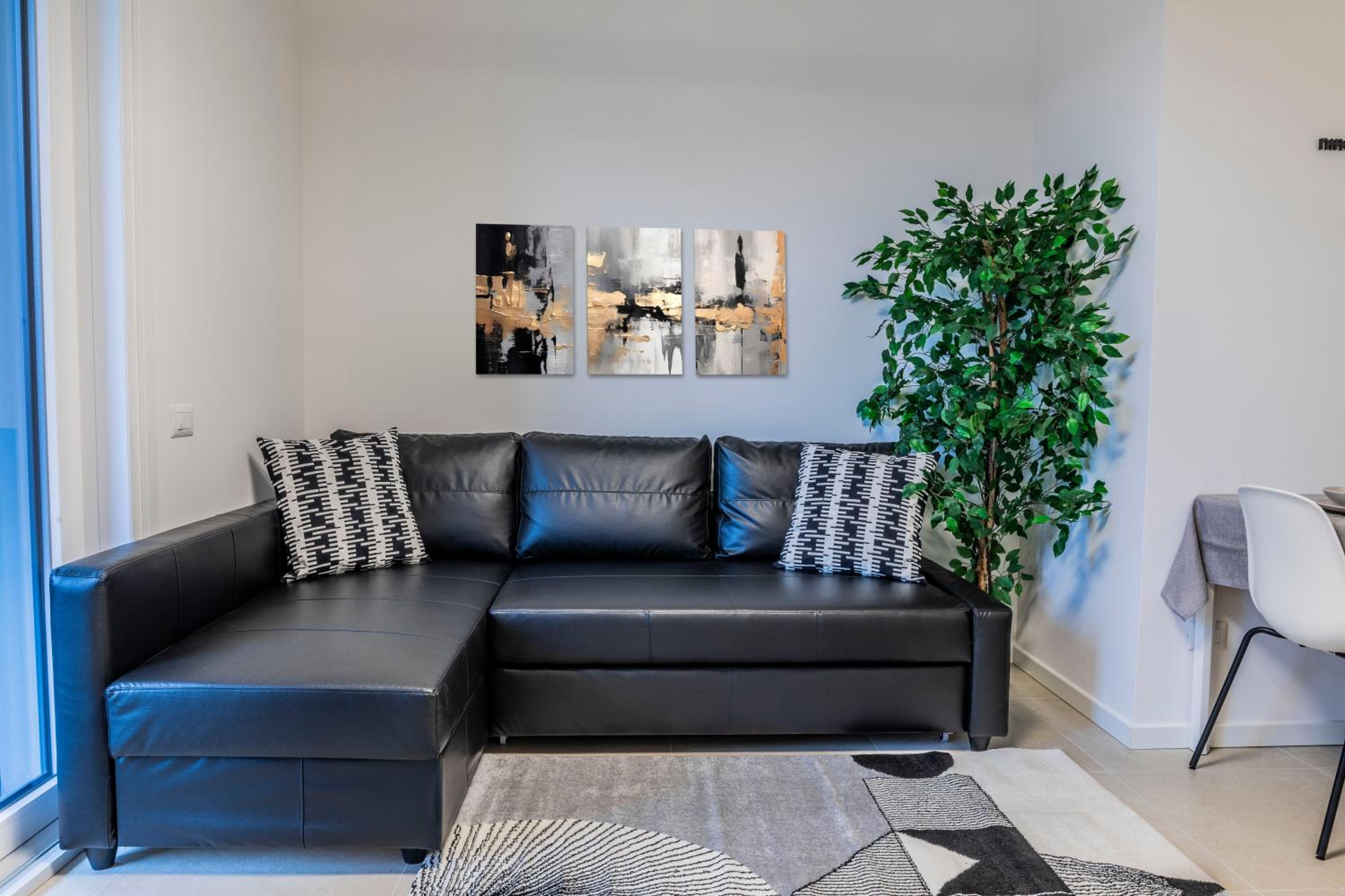 Prime Living Milano Merlata - Cozy Garden Apartment