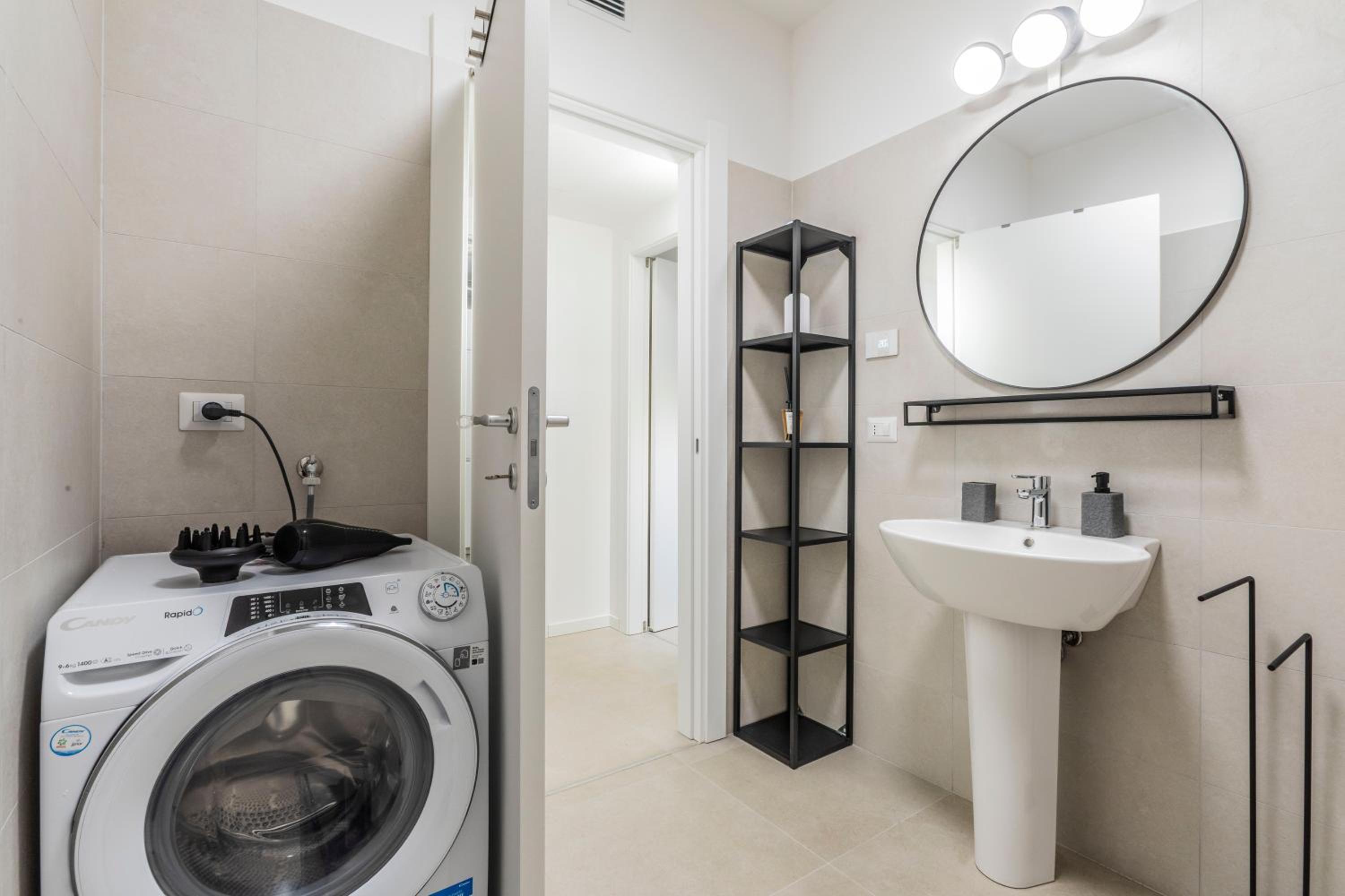 Prime Living Milano Merlata - Cozy Garden Apartment