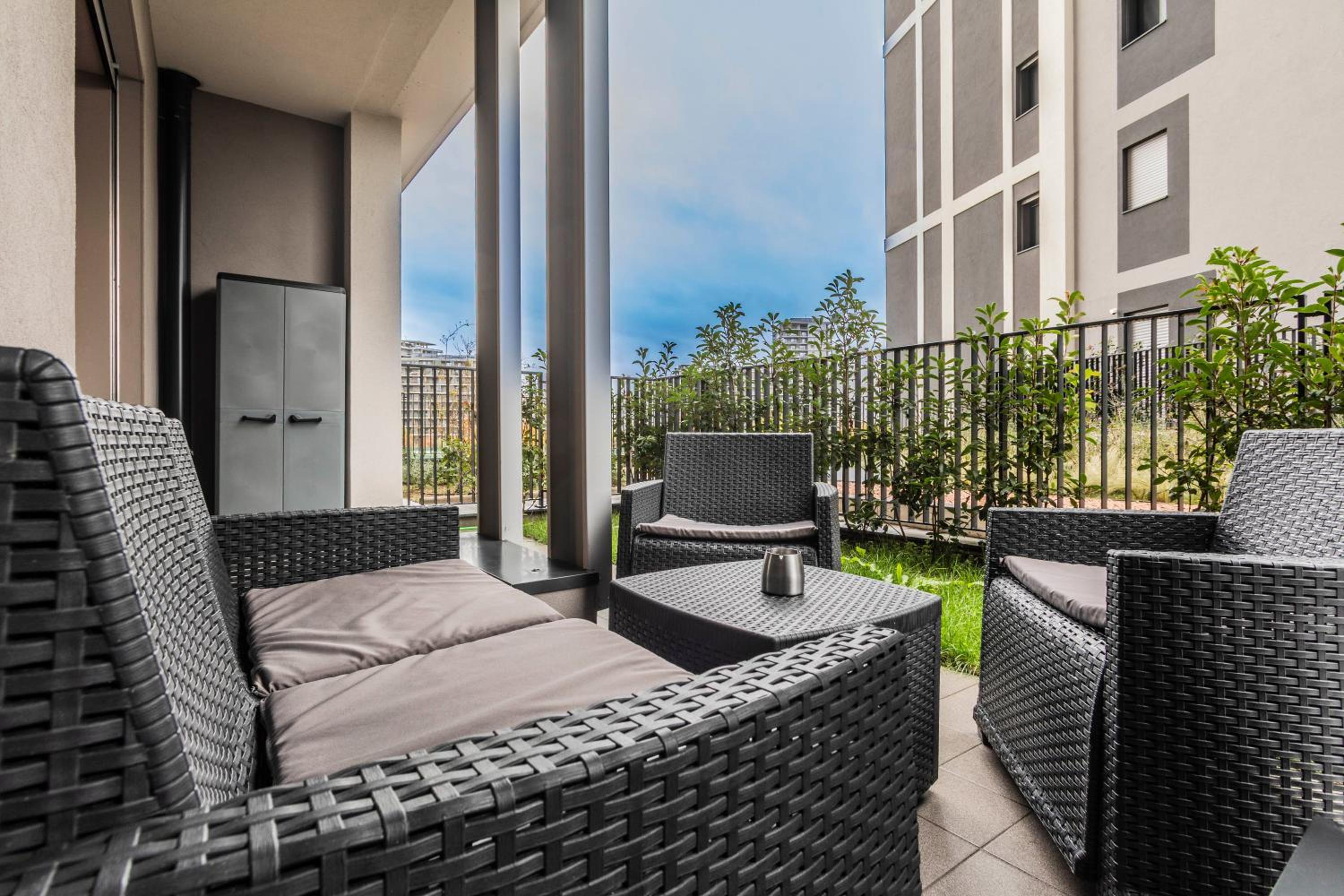Prime Living Milano Merlata - Cozy Garden Apartment