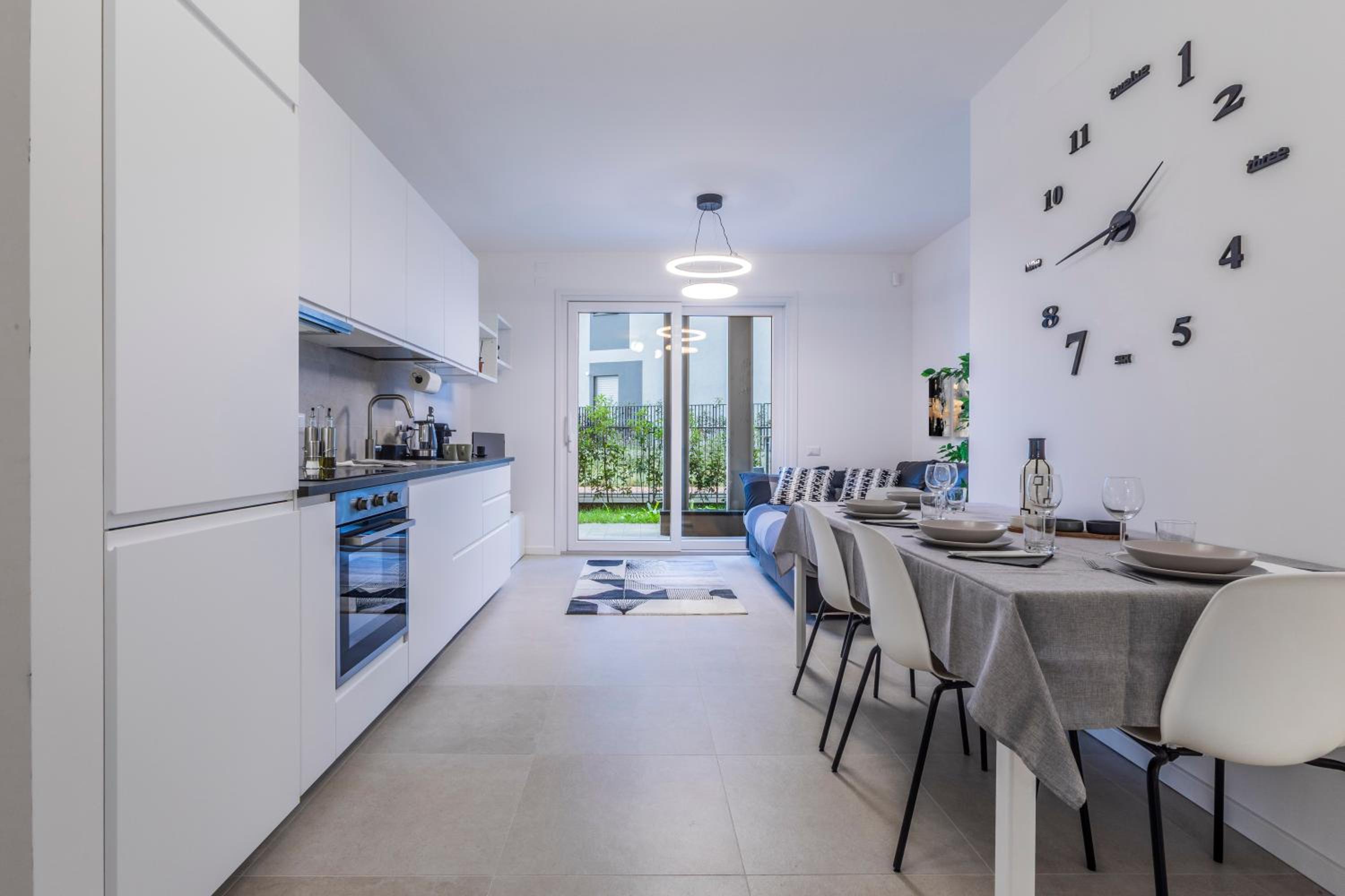 Prime Living Milano Merlata - Cozy Garden Apartment