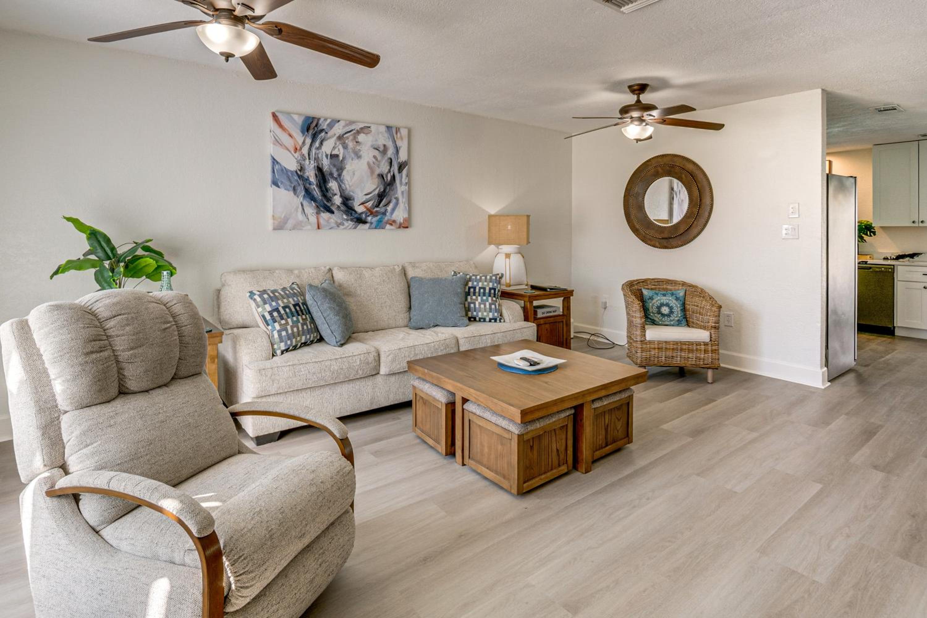 Fish, Swim and Boat Riverfront Port Charlotte Home