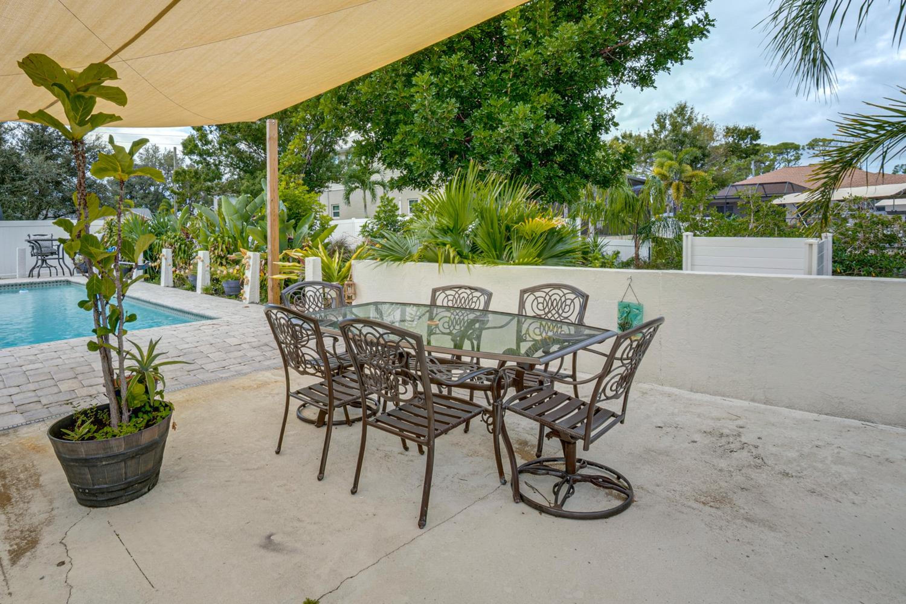 Fish, Swim and Boat Riverfront Port Charlotte Home
