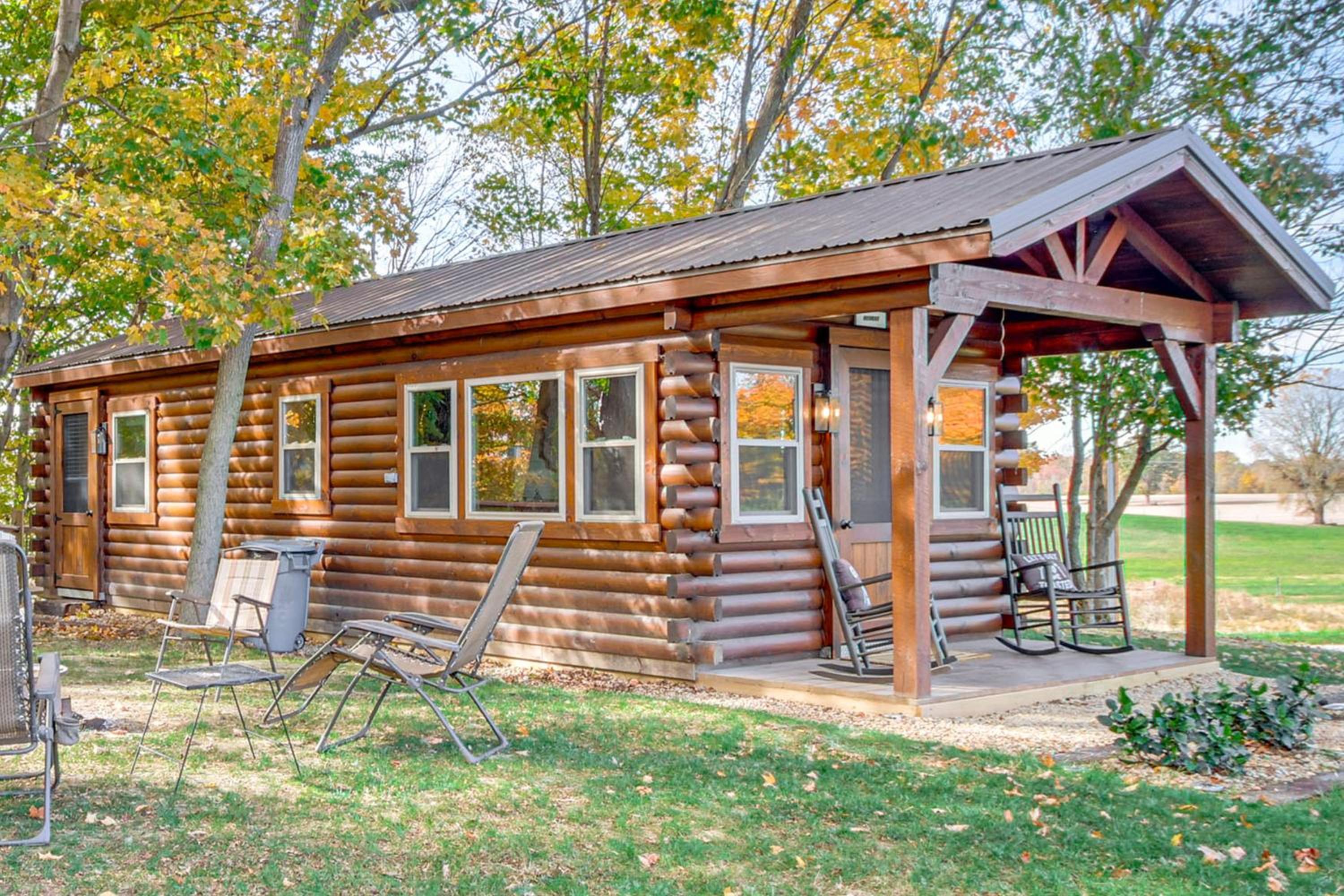 Outdoor Oasis with Fire Pit and Dock Galion Log Cabin