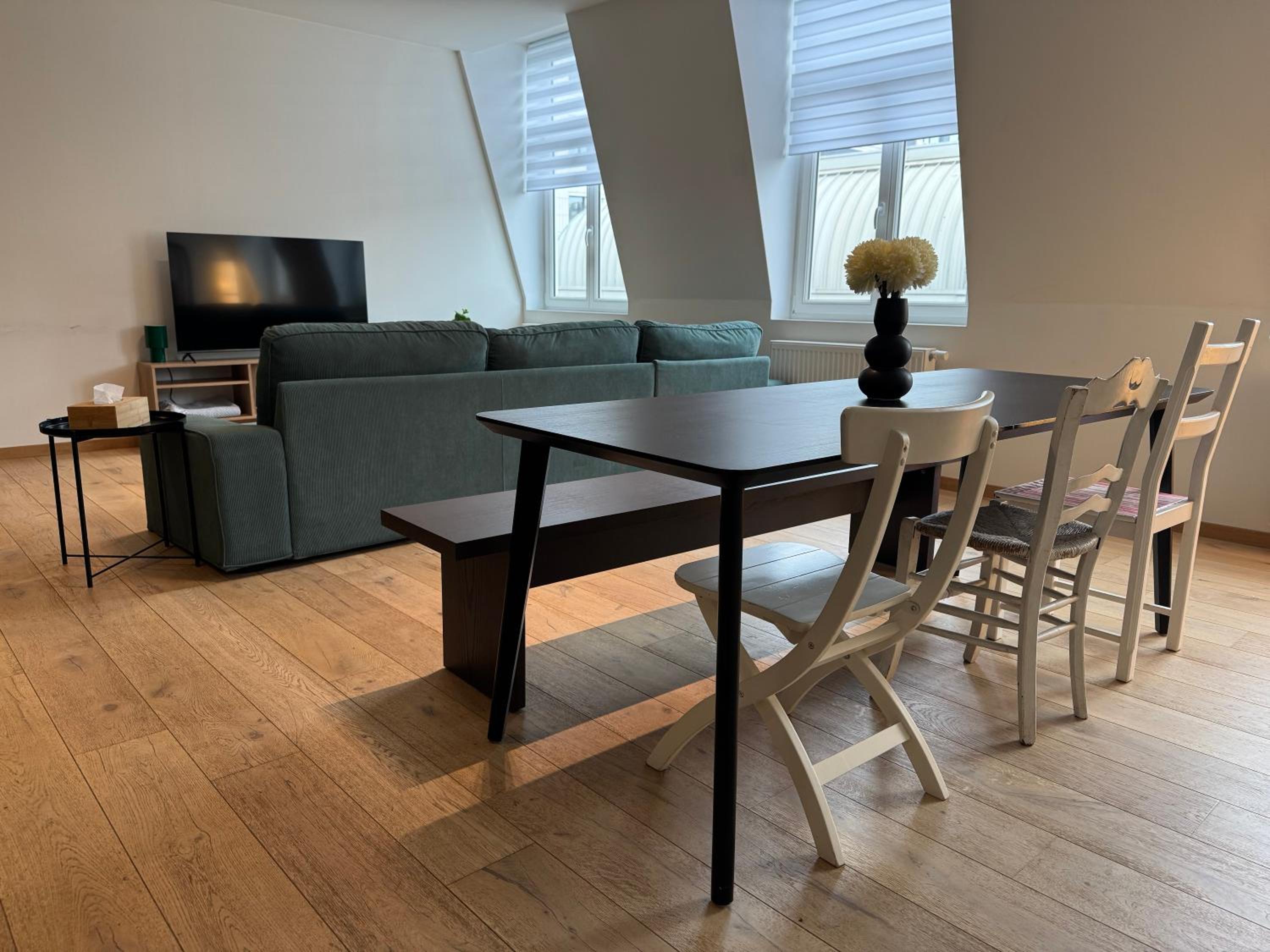 Downtown Spacious Design Duplex 3bedR