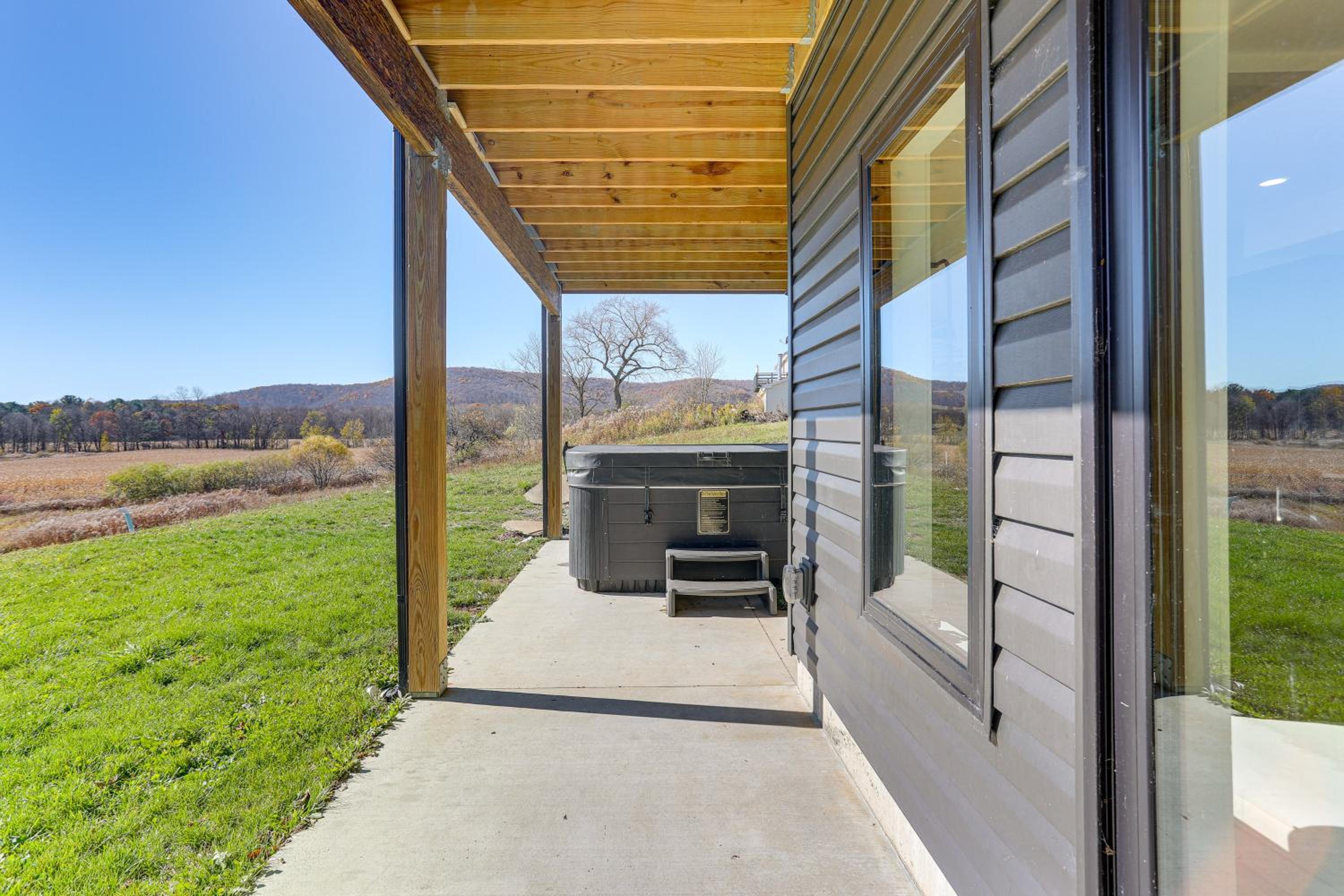 3 Mi to Holiday Valley Mtn-View Home with Hot Tub