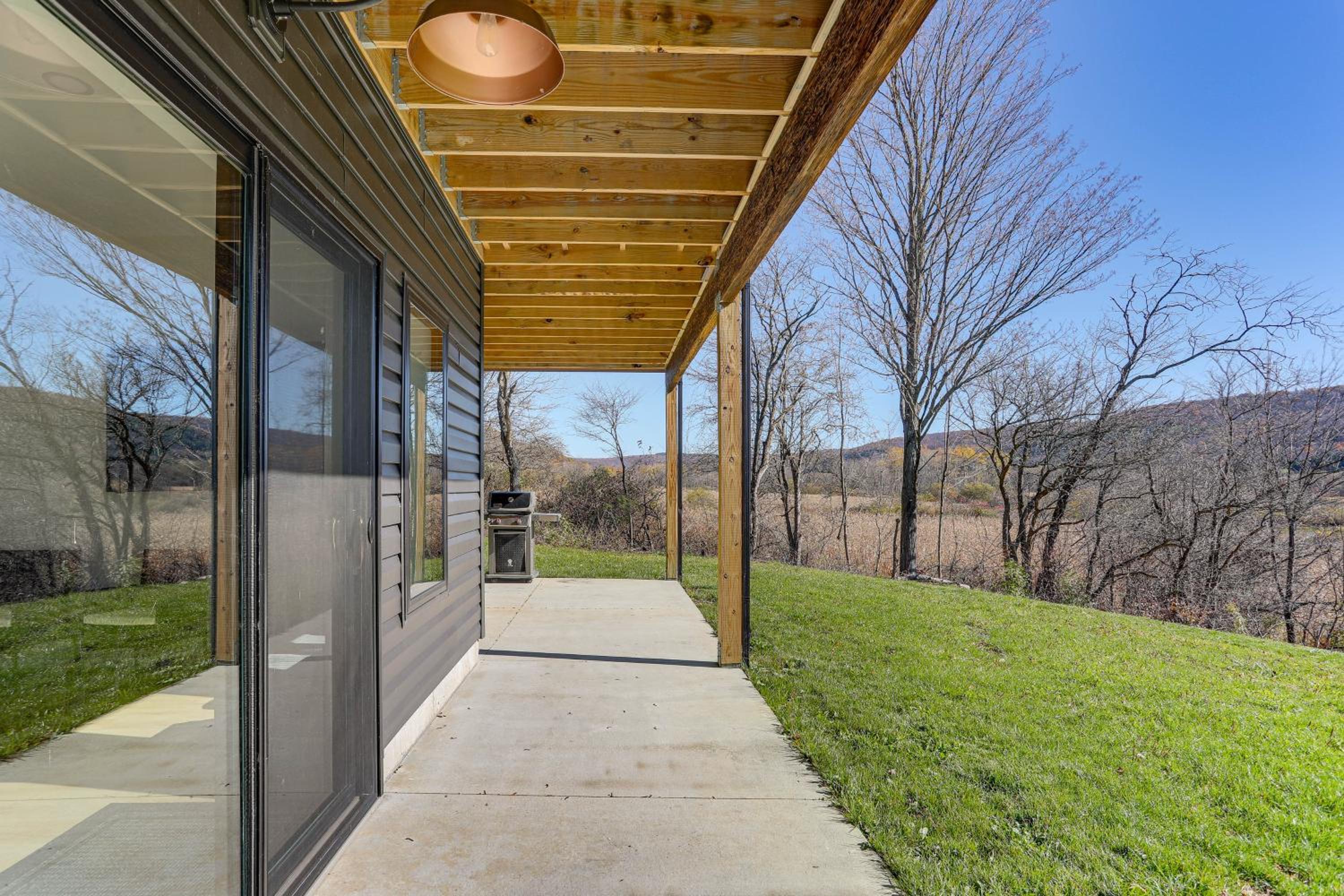 3 Mi to Holiday Valley Mtn-View Home with Hot Tub