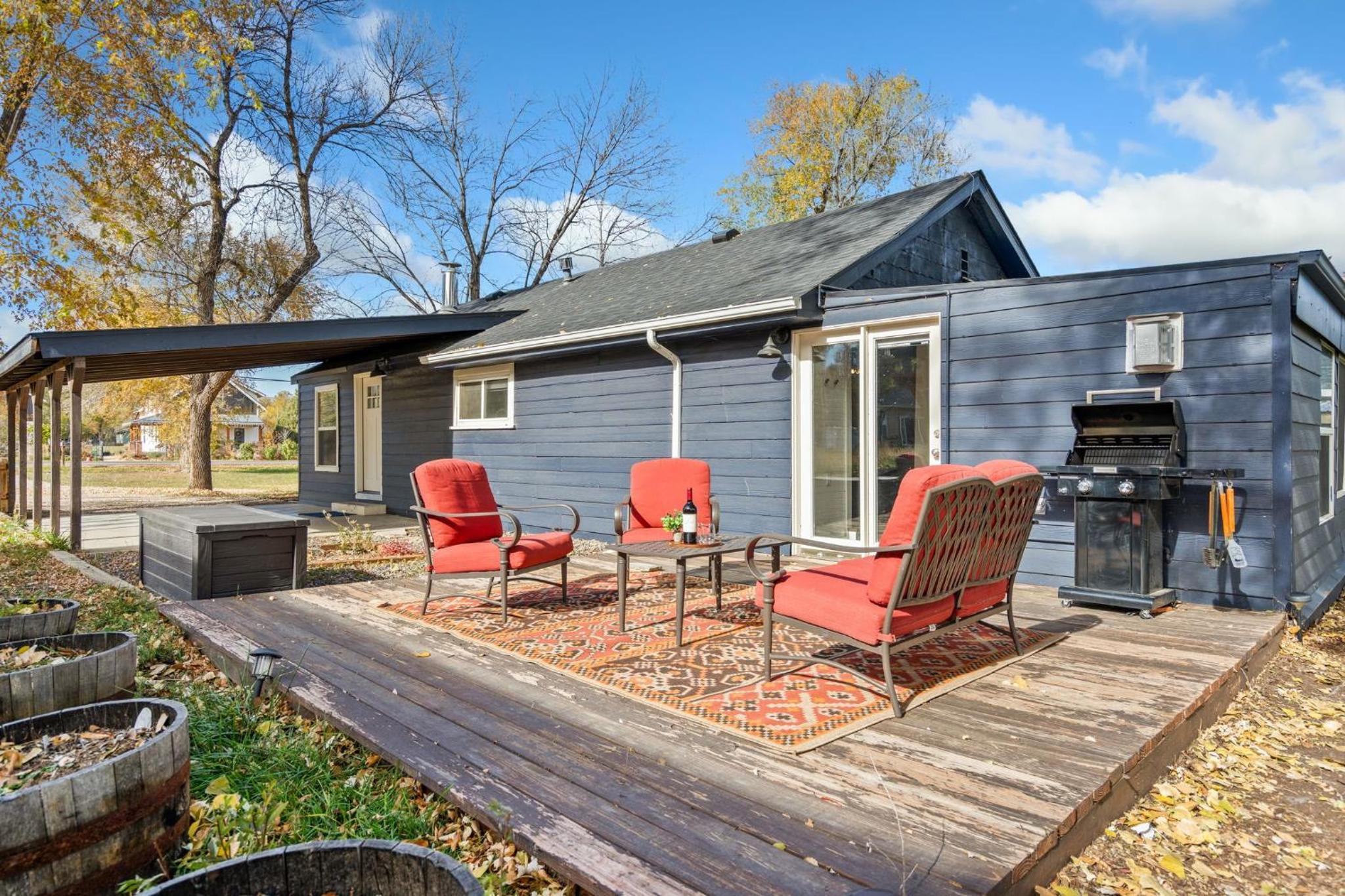 Sunset Haven Dog-friendly Home Near Trails and Lake