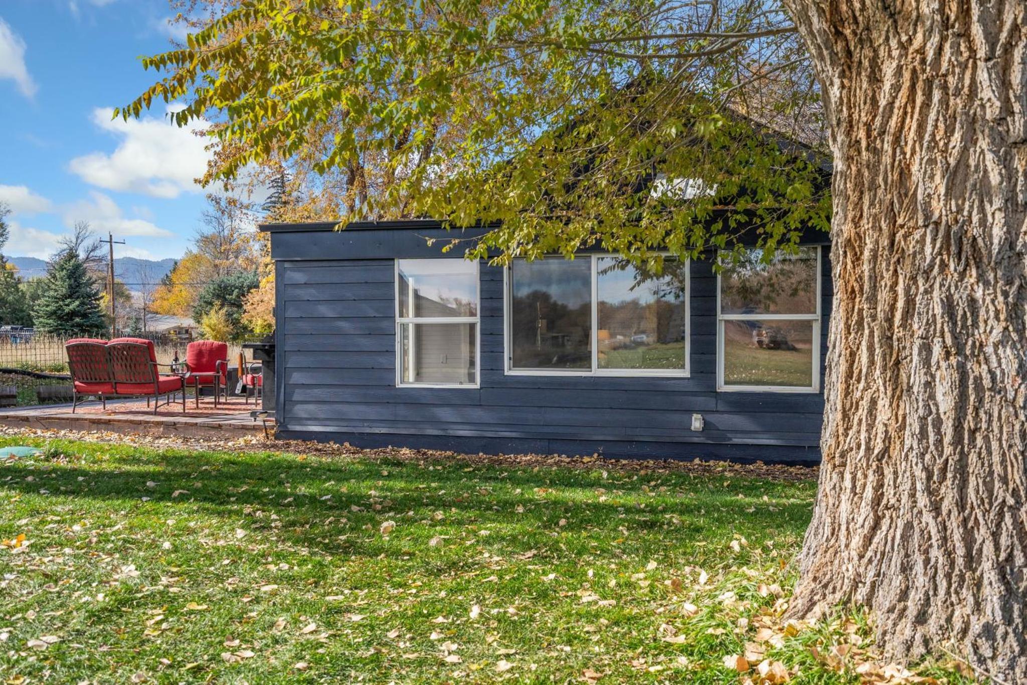 Sunset Haven Dog-friendly Home Near Trails and Lake