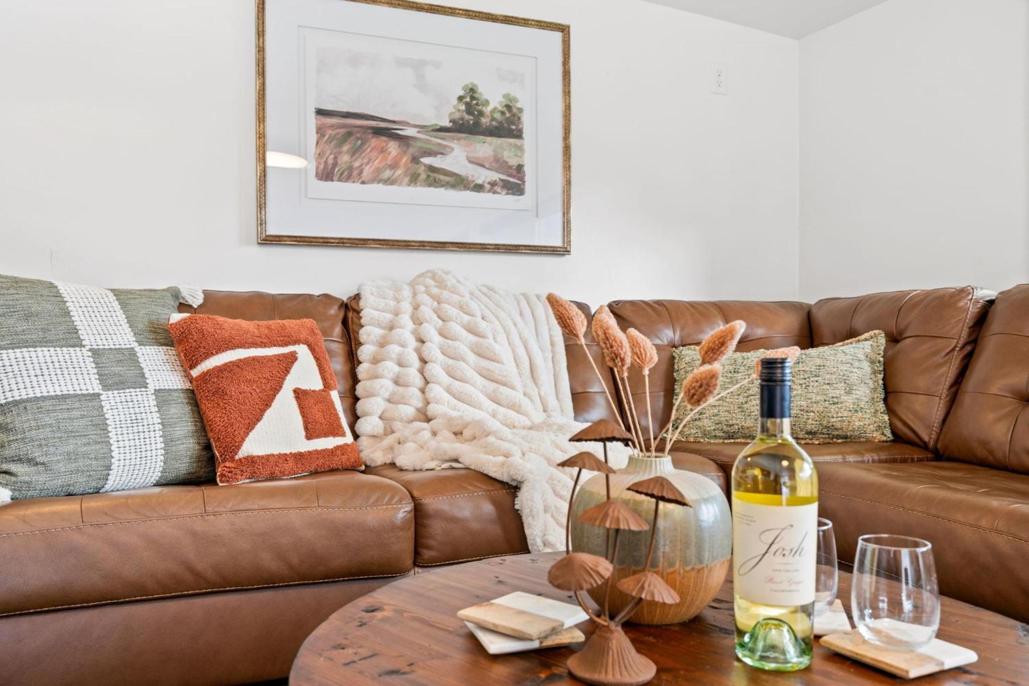 Sunset Haven Dog-friendly Home Near Trails and Lake