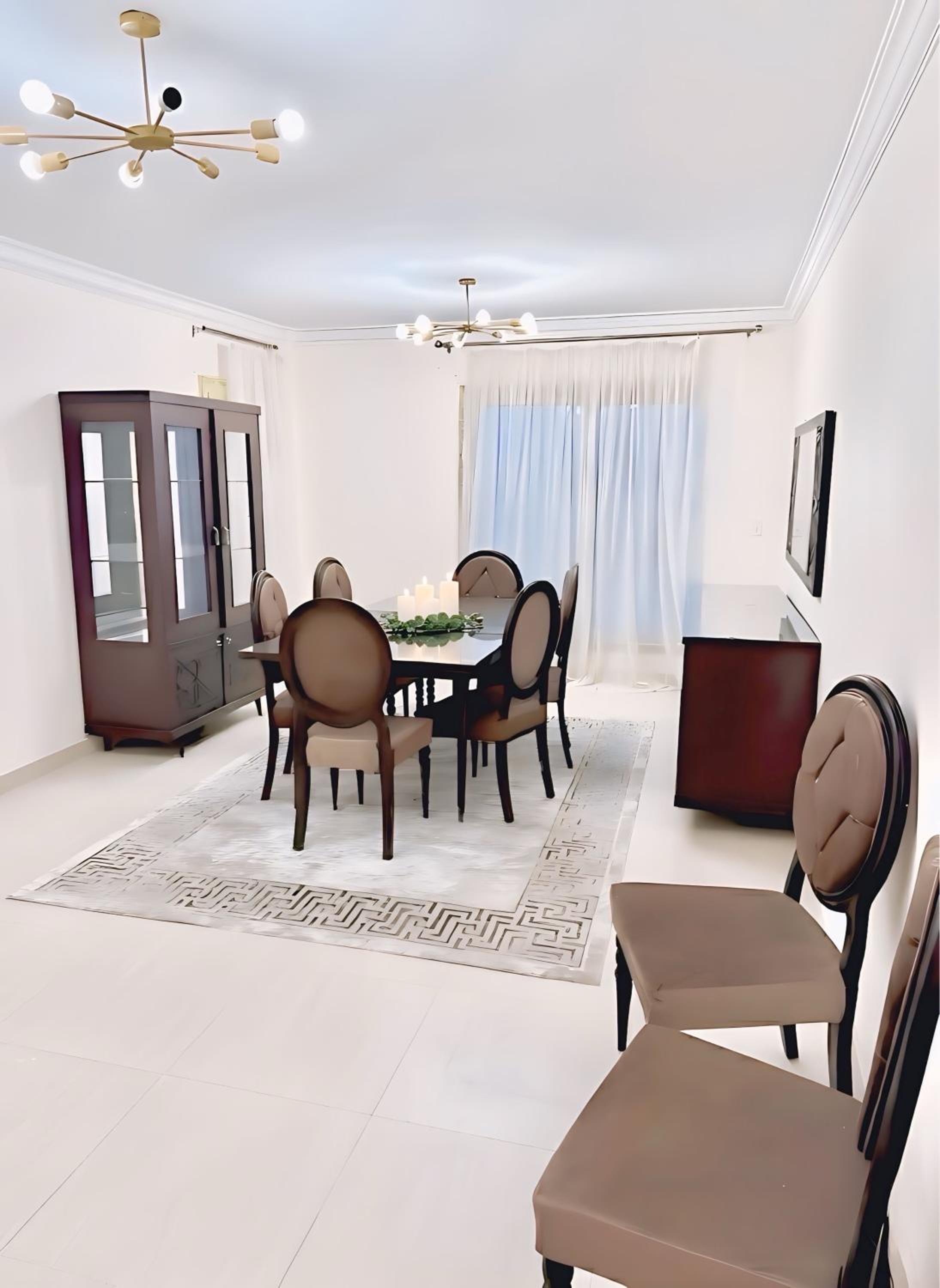 Spacious 2BR with Living Room Zayed Gated Community