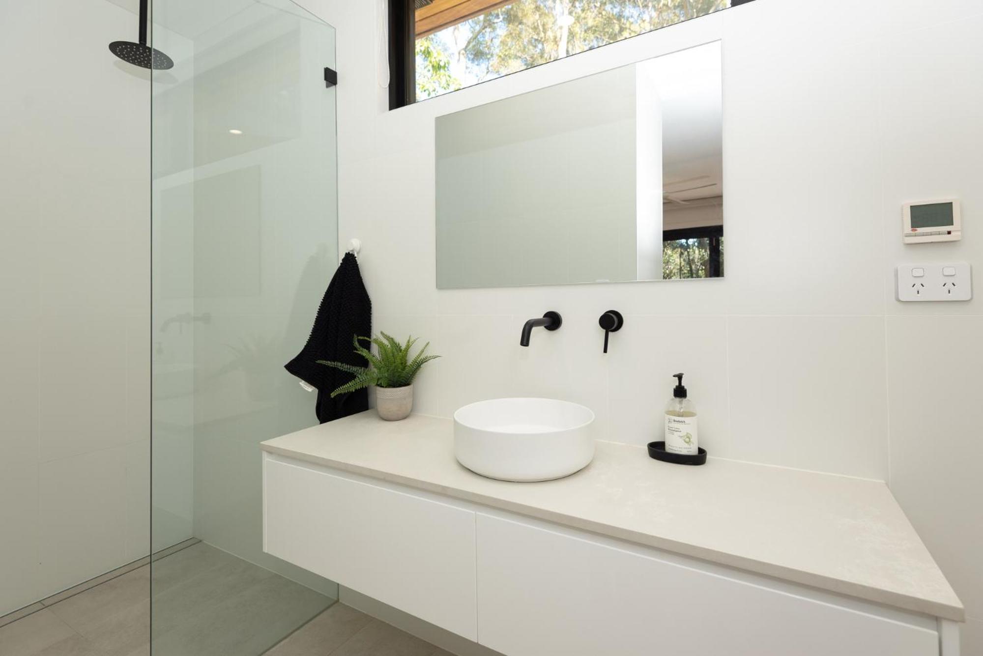Daydream Cottage Beachside Luxury in Lilli Pilli