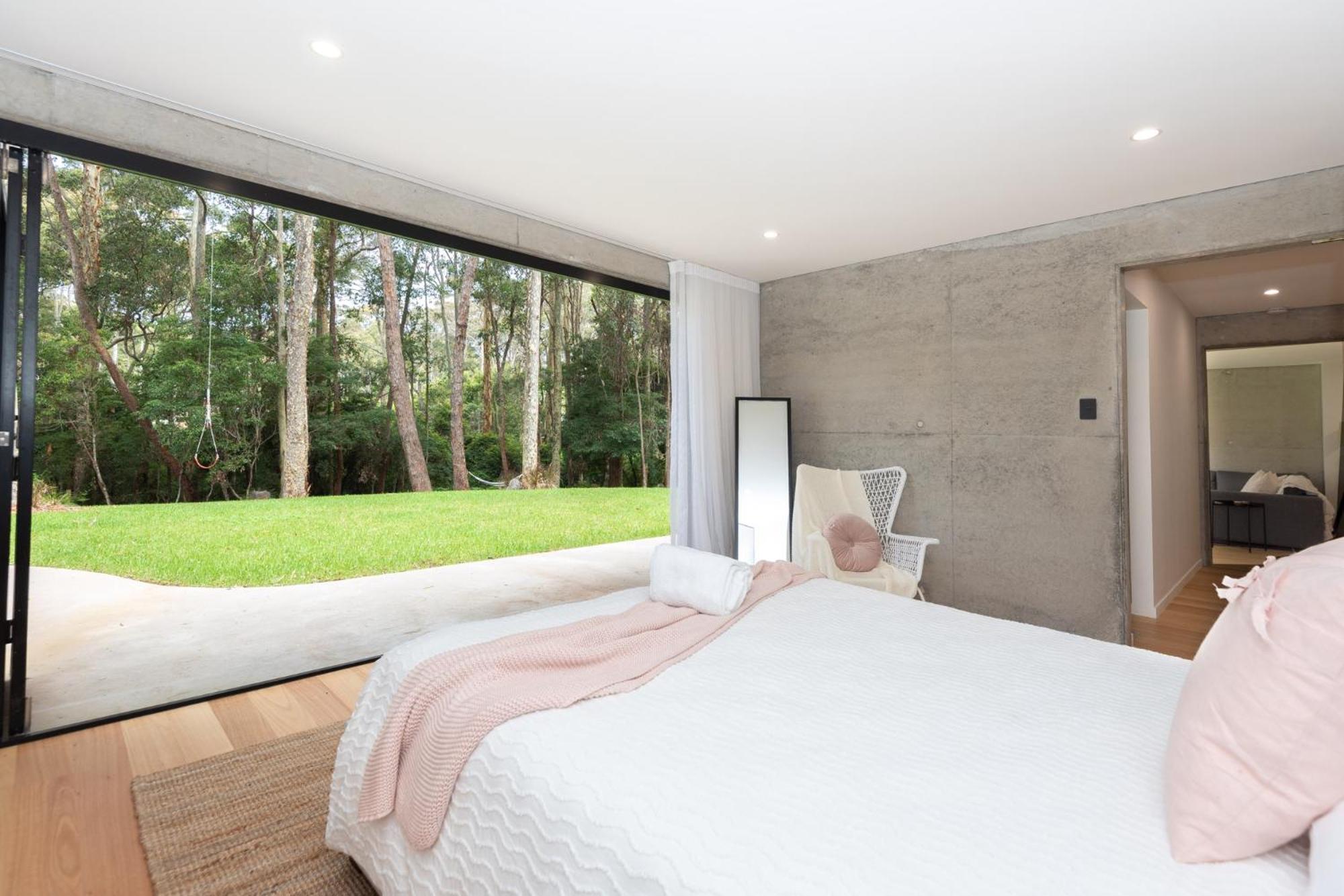 Daydream Cottage Beachside Luxury in Lilli Pilli