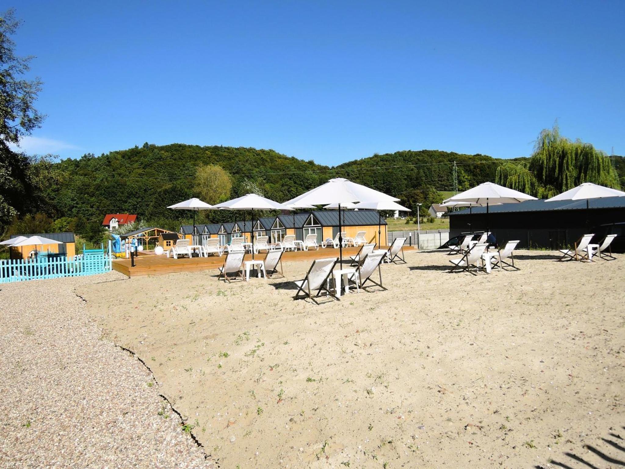 Holiday homes with swimming pool, close to the sea